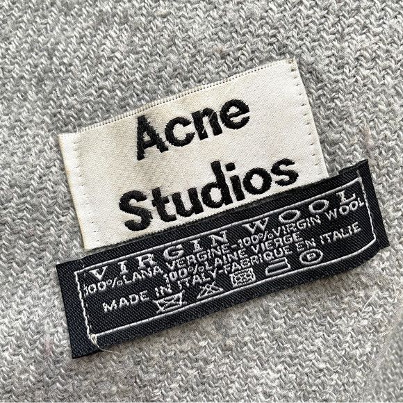 Acne Studios Acne Studios Gray Wool Oversized Fringed Scarf - Italy 🇮🇹 Size ONE SIZE - 6 Thumbnail