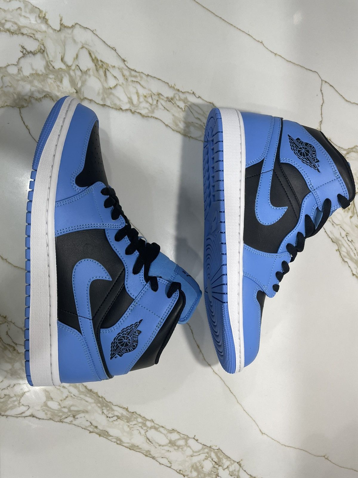 Jordan Brand AIR JORDAN 1 MID Size US 9.5 / EU 42-43 - 1 Thumbnail