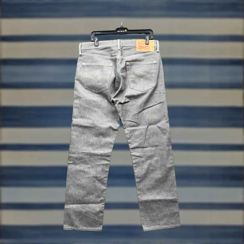 Levi's VINTAGE Levi's 501 Jeans Mens 34x30 Gray Button Fly Straight Denim 90s Baggy Casual Mens Size US 34 / EU 50 - 1 Thumbnail