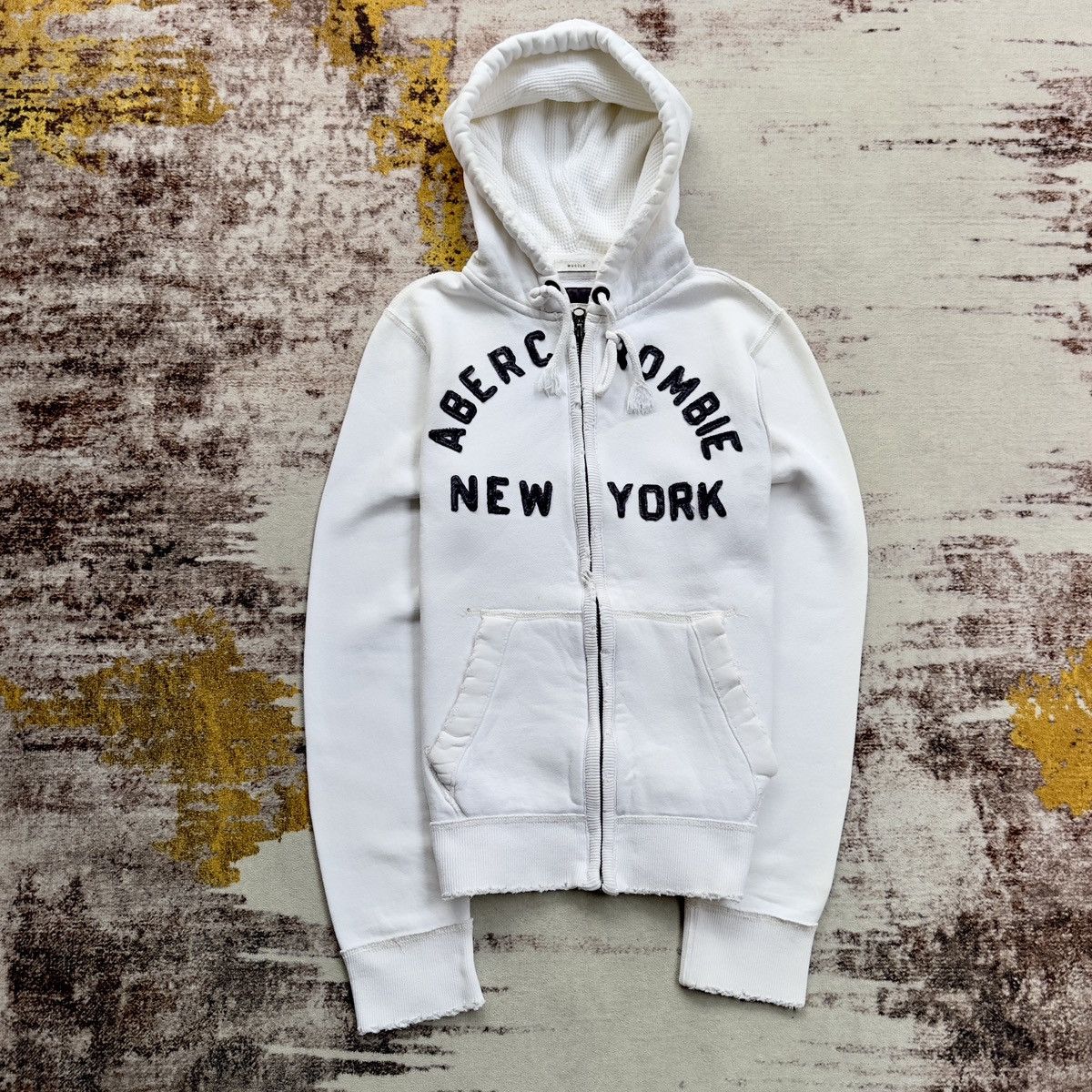 Abercrombie & Fitch RARE DISTRESSED ABERCROMBIE & FITCH SPELLOUT Size US S / EU 44-46 / 1 - 1 Thumbnail