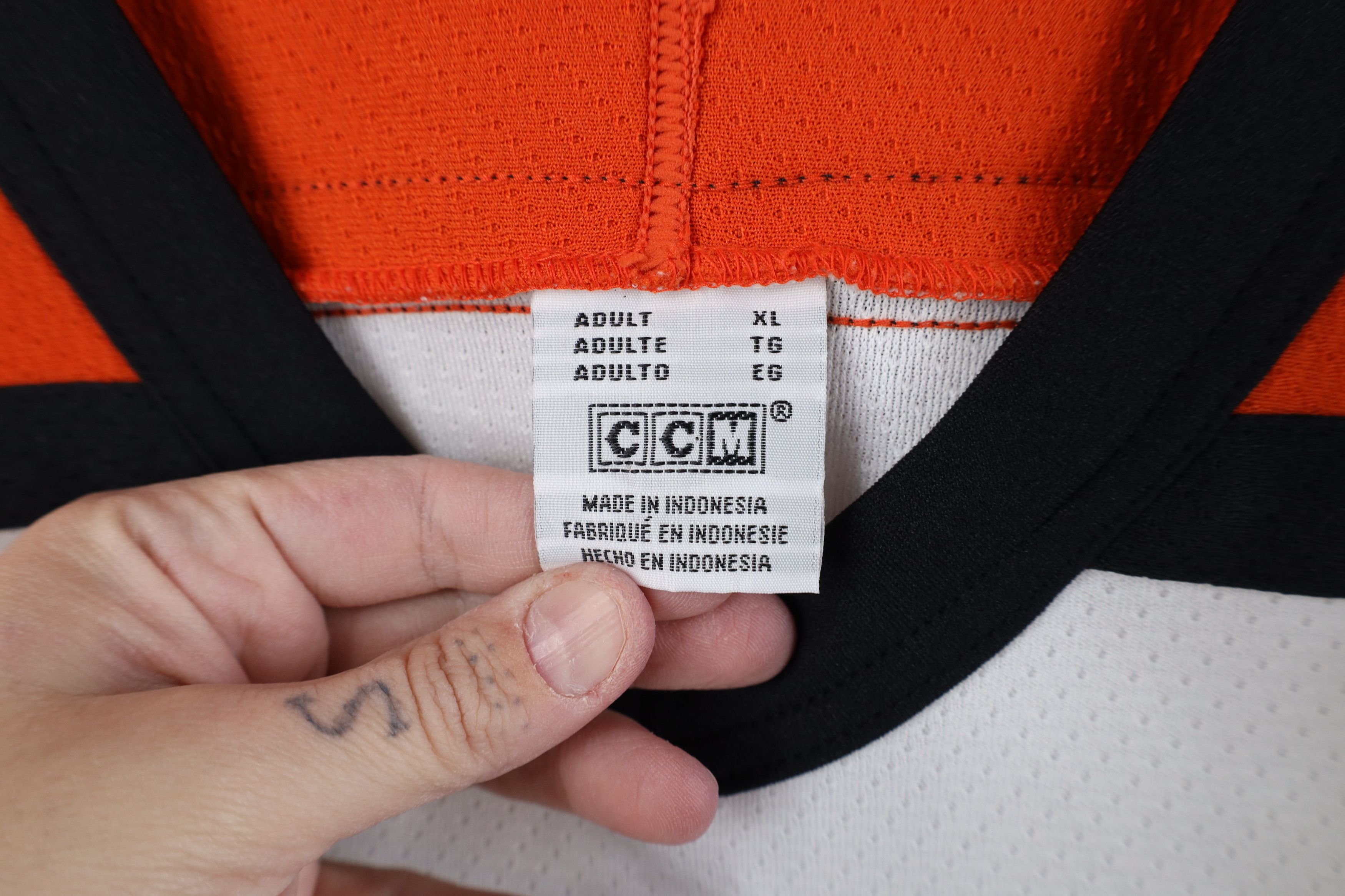 Ccm Vintage 90s CCM Mesh Hockey Jersey Orange White Polyester Size US XL / EU 56 / 4 - 6 Thumbnail