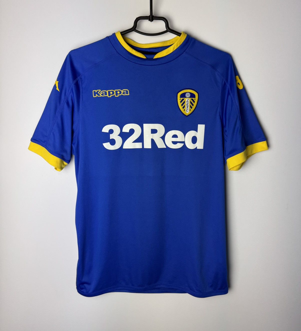 Kappa Leeds United 2016 2017 Away Shirt Soccer Jersey Kappa Size US L / EU 52-54 / 3 - 1 Thumbnail