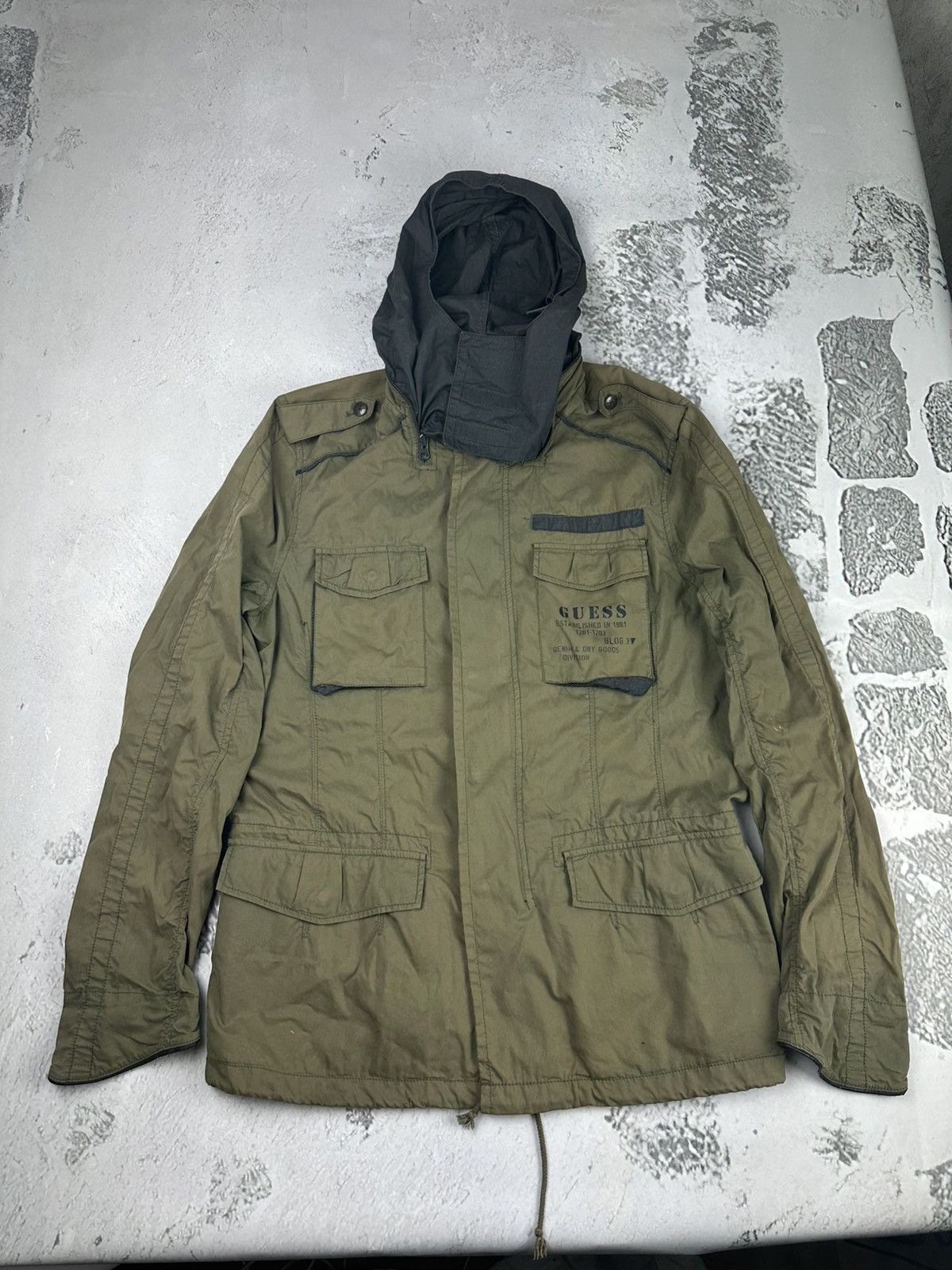 Guess Vintage Guess Military Jacket Size US XL / EU 56 / 4 - 1 Thumbnail