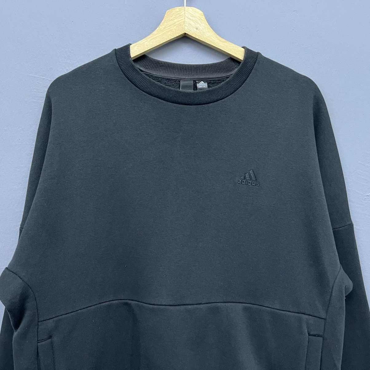 Adidas Adidas The Three Stripes Crewneck Sweatshirt Size US M / EU 48-50 / 2 - 3 Thumbnail