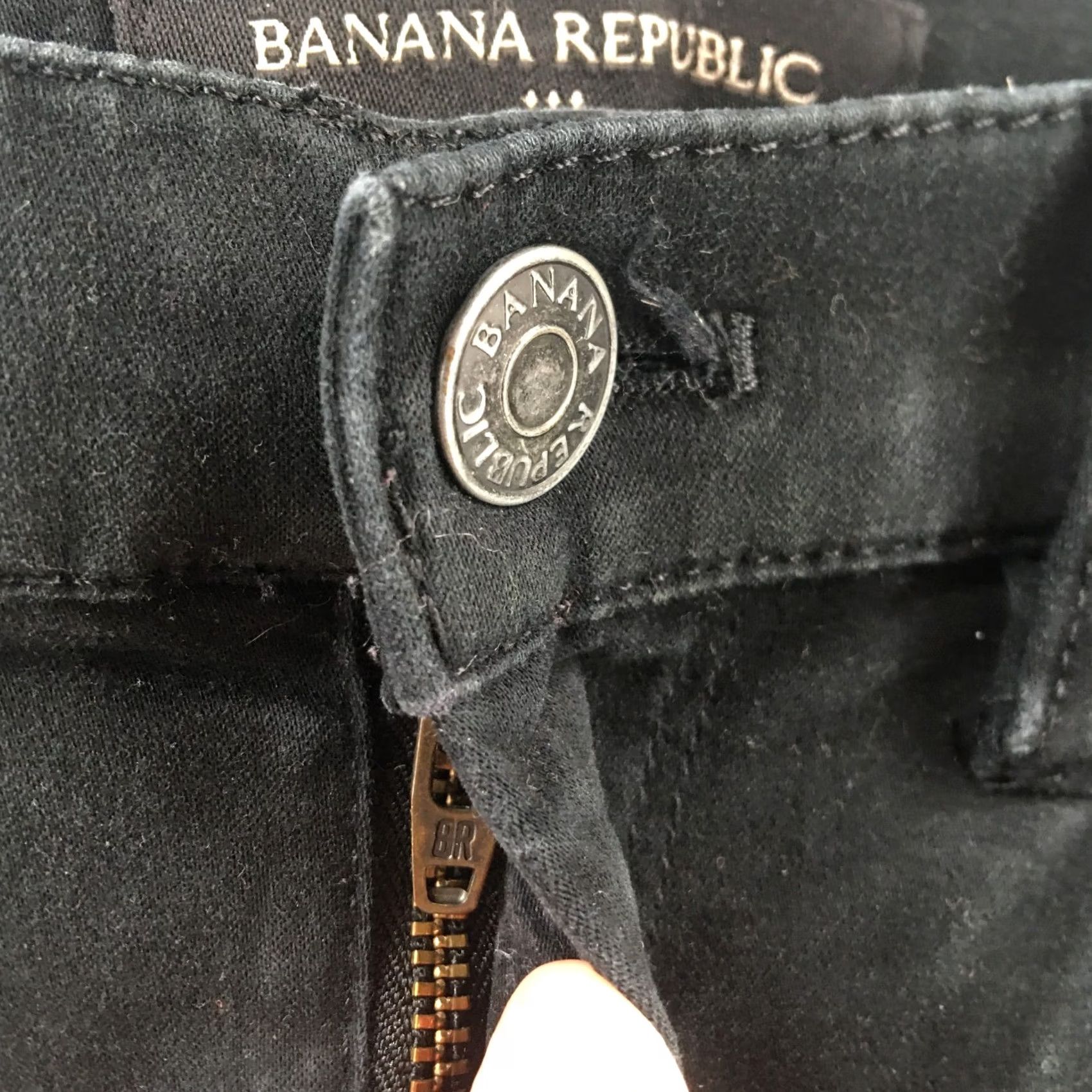 Banana Republic Banana Republic 5-Pocket Skinny Jeans Mens 28/6 Black Zip Fly Button Front Jeans Size US 31 - 4 Thumbnail