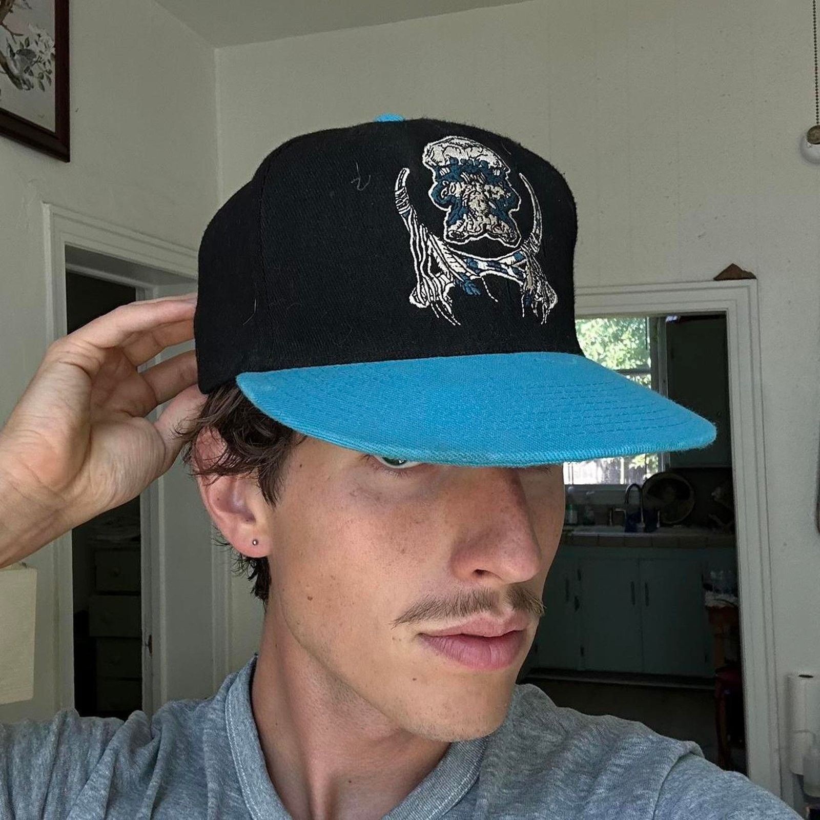 Vintage Vintage Grunge Biker Skull SnapBack Flat Hat Trucker Size ONE SIZE - 6 Thumbnail