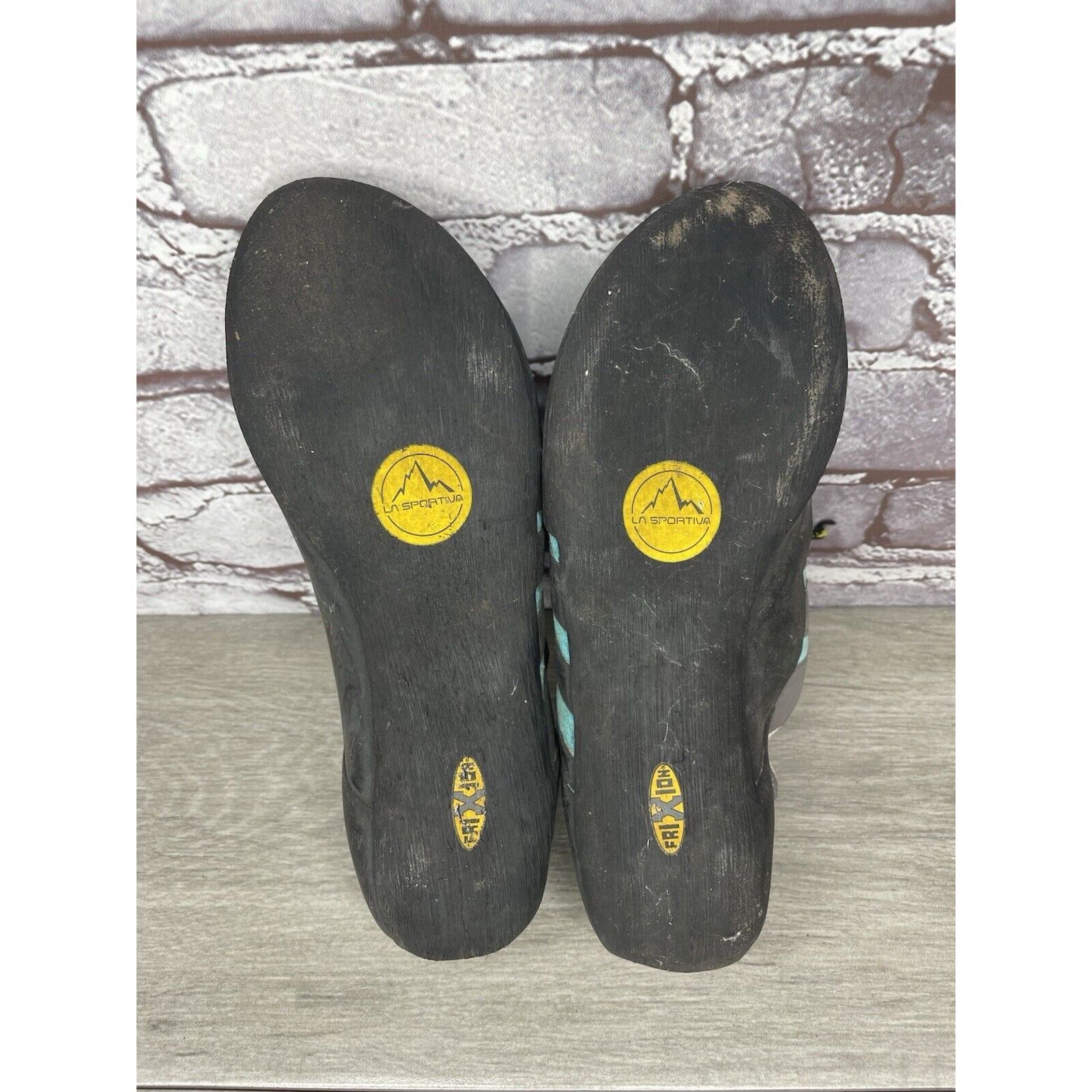 La Sportiva La Sportiva Tarantulace Rock Climbing Blue Gray Lace Up Shoe Size US 6 / EU 39 - 7 Thumbnail