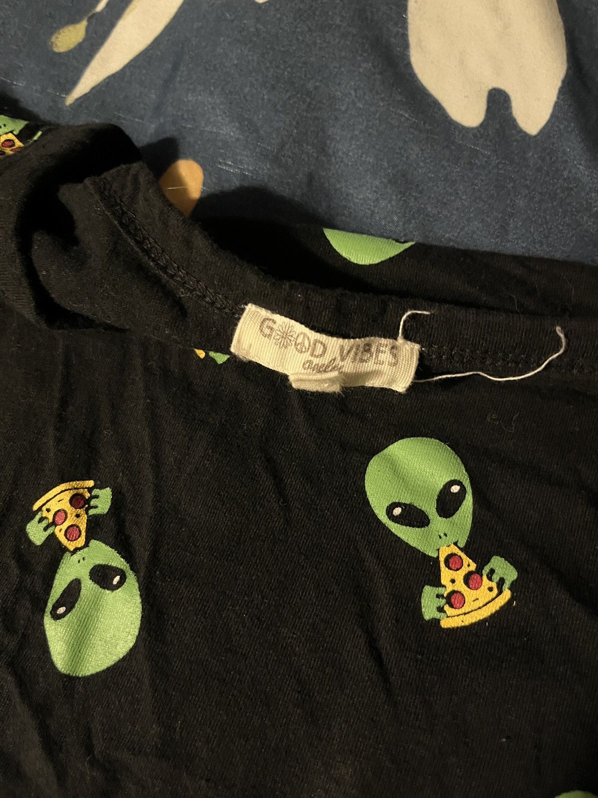 Other Alien Eating Pizza Crop Top Size S / US 4 / IT 40 - 4 Thumbnail
