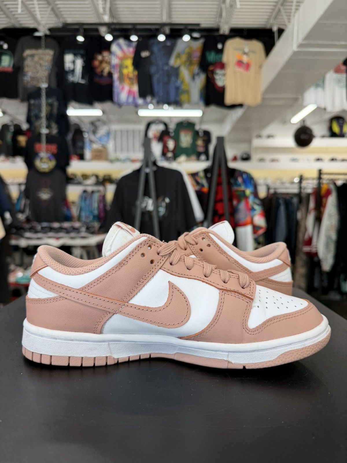 Nike Nike Dunk Low Rose Whisper Size 6.5W/5M (2022) Size US 5 / EU 37 - 3 Thumbnail