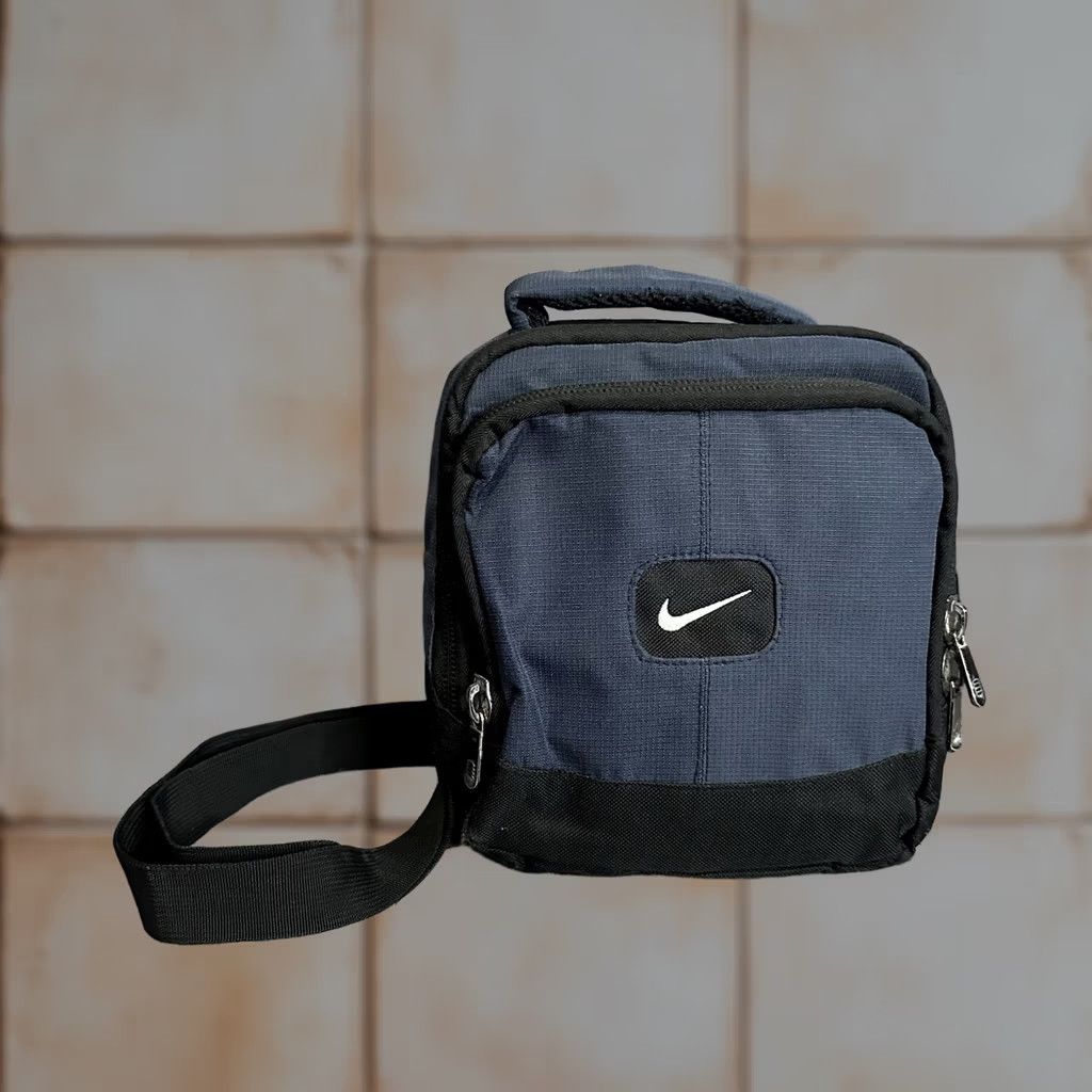 Nike × Streetwear × Vintage Vintage Nike Crossbody sling Bag y2k