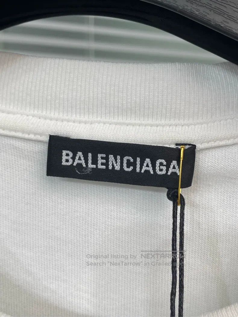 Balenciaga Balenciaga Band model portrait, short-sleeved, loose fit, Size US L / EU 52-54 / 3 - 6 Thumbnail