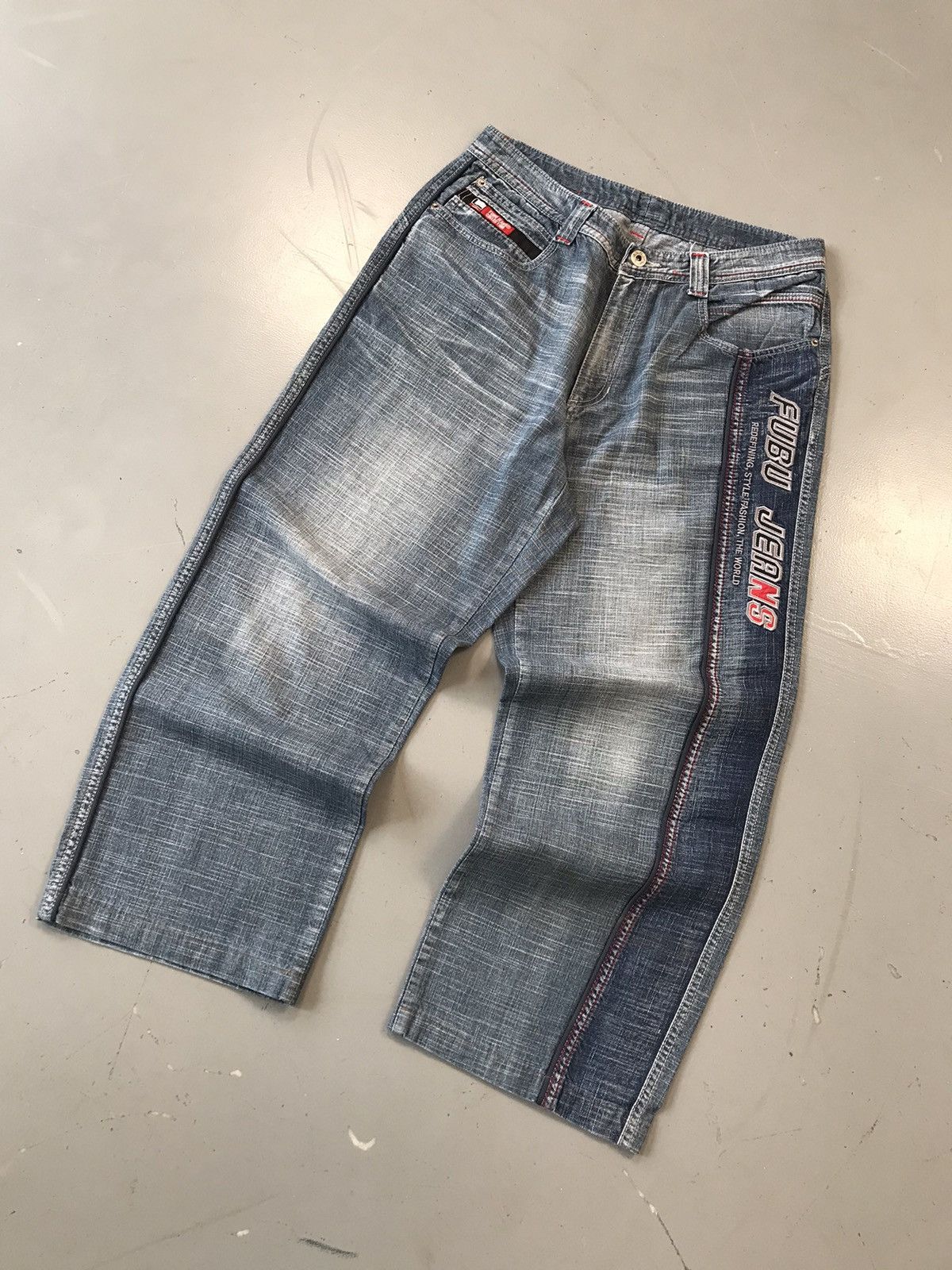 Coogi × Fubu × Vintage Vintage Fubu SpellOut embroidered baggy fit denim Size US 33 - 2 Thumbnail