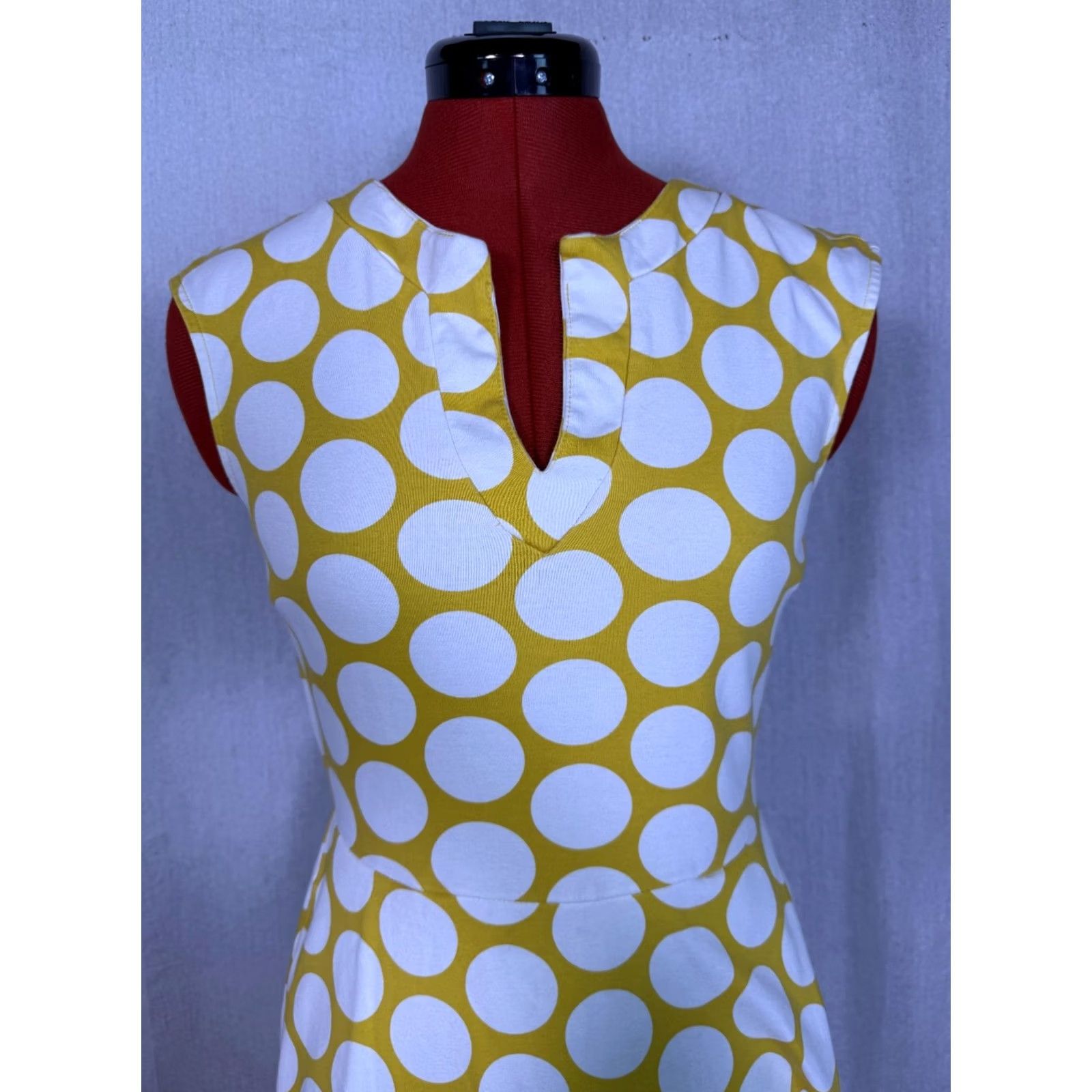 Vintage New York & Company Yellow Polka Dot Dress w Pockets XS Women's A-Line Knee Length Size XS / US 0-2 / IT 36-38 - 2 Thumbnail