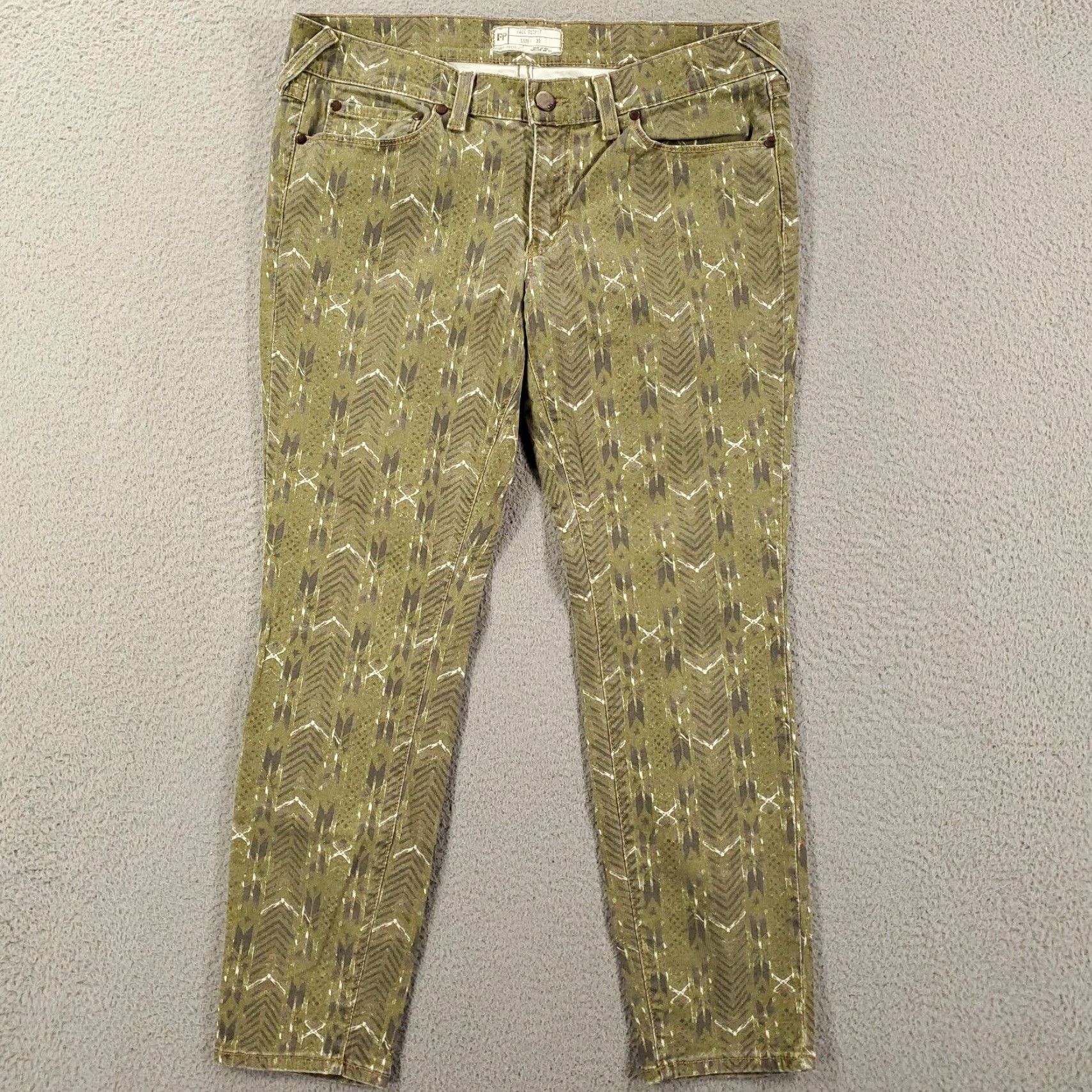 Free People Free People Jeans Women 30 Green Geometric Aztec Southwestern Denim Stretch Slim Tapered Womens Size 30" / US 8 / IT 44 - 2 Thumbnail