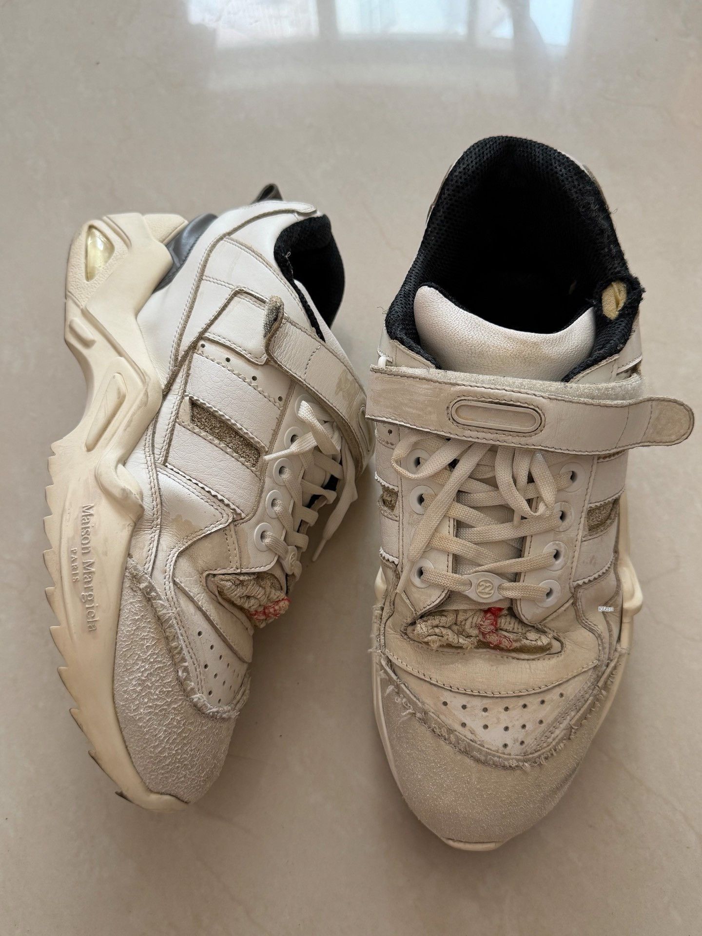 Maison Margiela Maison Margiela Retro Distressed Dad Sneakers Size US 9 / EU 42 - 2 Thumbnail