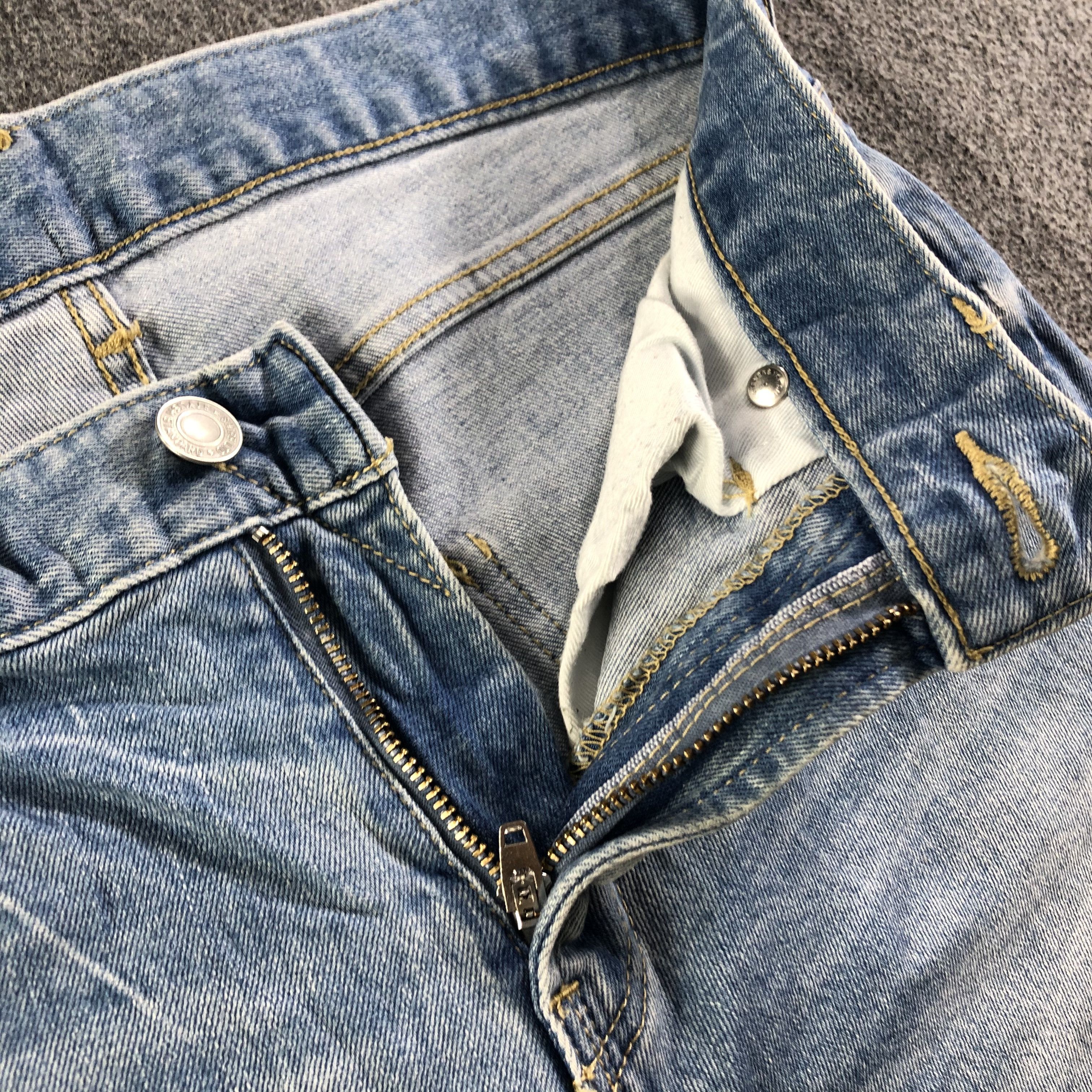 Japanese Brand × Vintage Vintage Japan Selvedge Slim Jeans-J2946 Size US 31 - 7 Thumbnail