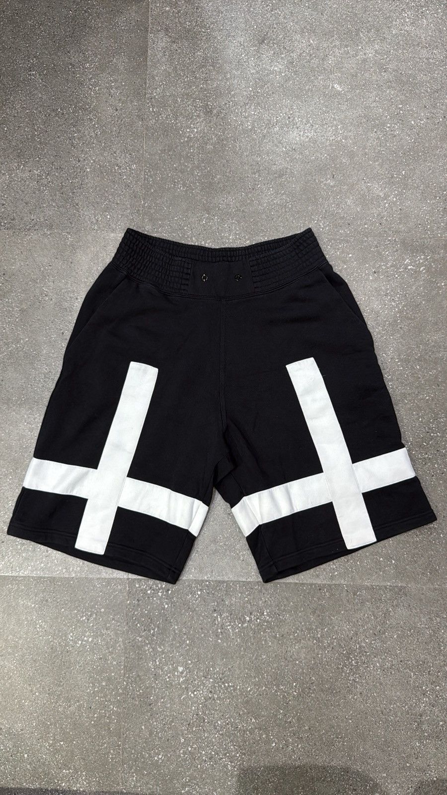 Givenchy Givenchy SS 2016 Riccardo Tisci Double Cross Shorts Size US 32 / EU 48 - 7 Thumbnail