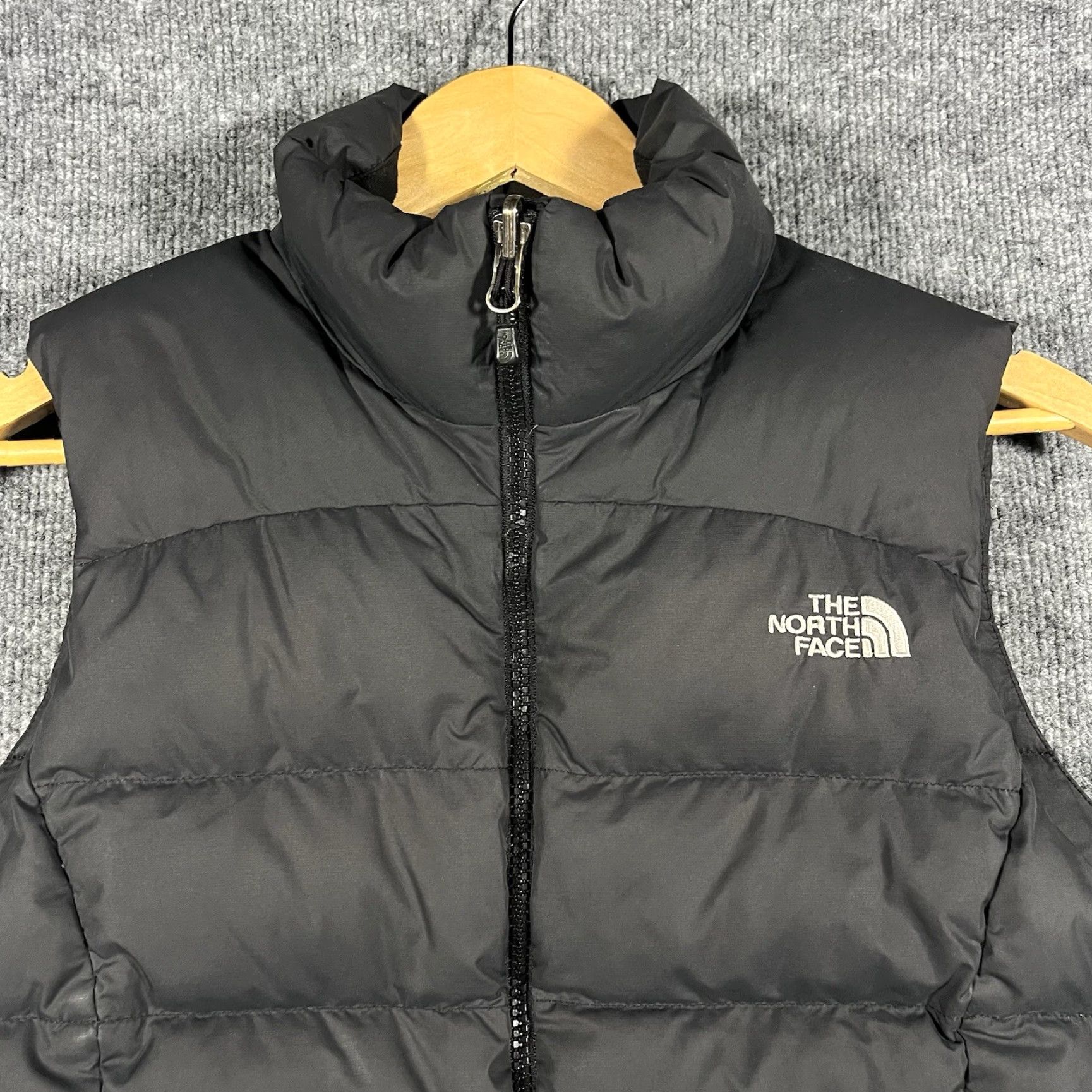 The North Face VINTAGE The North Face Vest Women's M Puffer 700 Down-Fill Black Zip Drawstring City Retro 90s Size M / US 6-8 / IT 42-44 - 2 Thumbnail