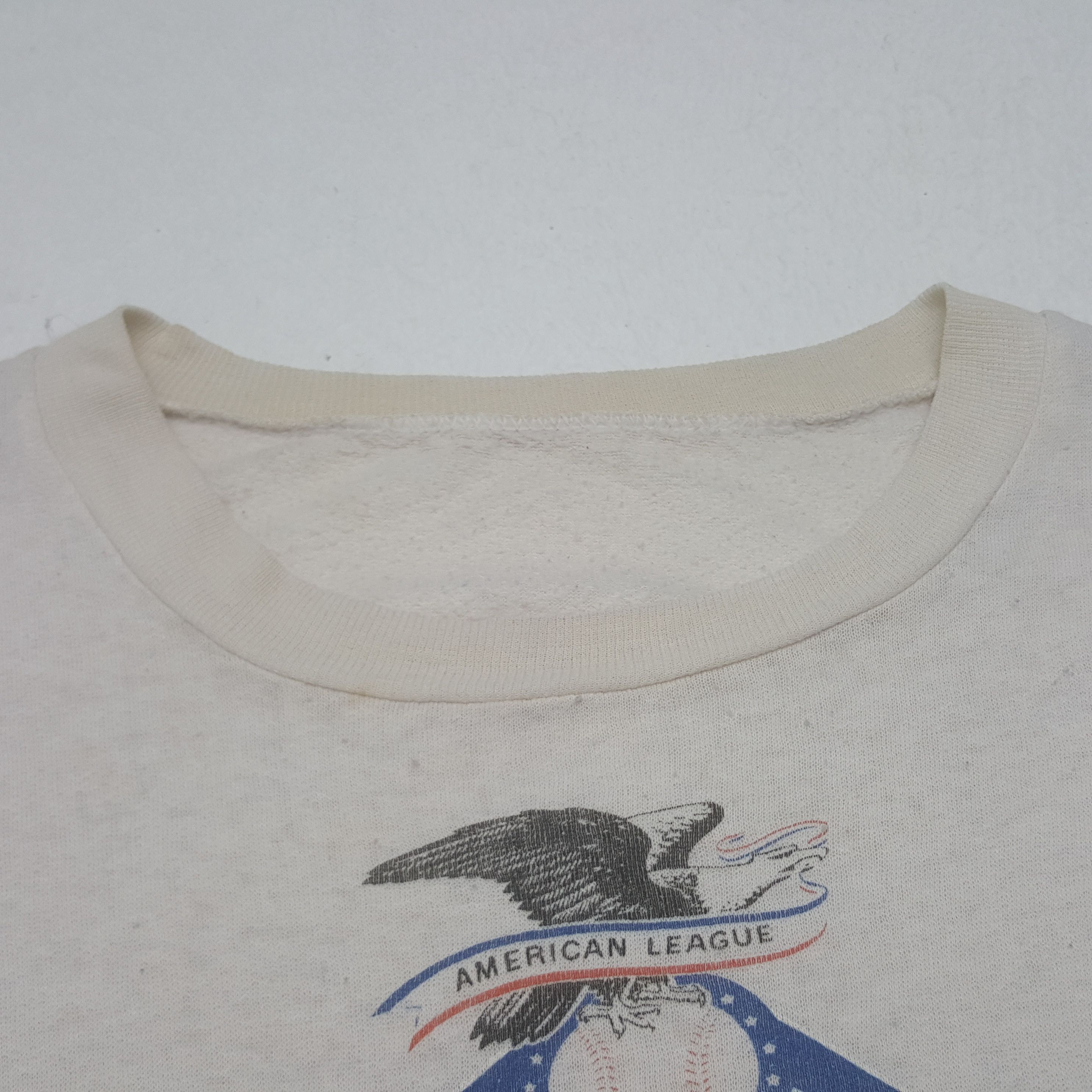 Vintage Vintage Toronto Blue Jays Sweatshirt Size US XL / EU 56 / 4 - 5 Thumbnail