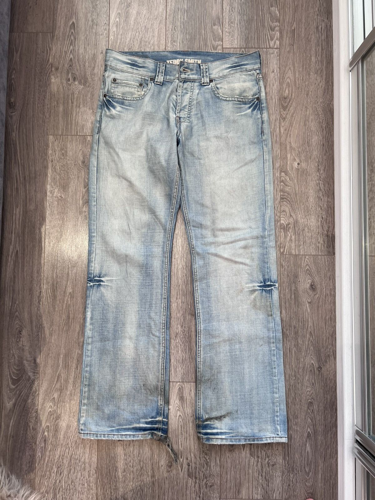 Vintage Vintage 1970’s Low Rise Flared Jeans Size US 32 / EU 48 - 1 Thumbnail