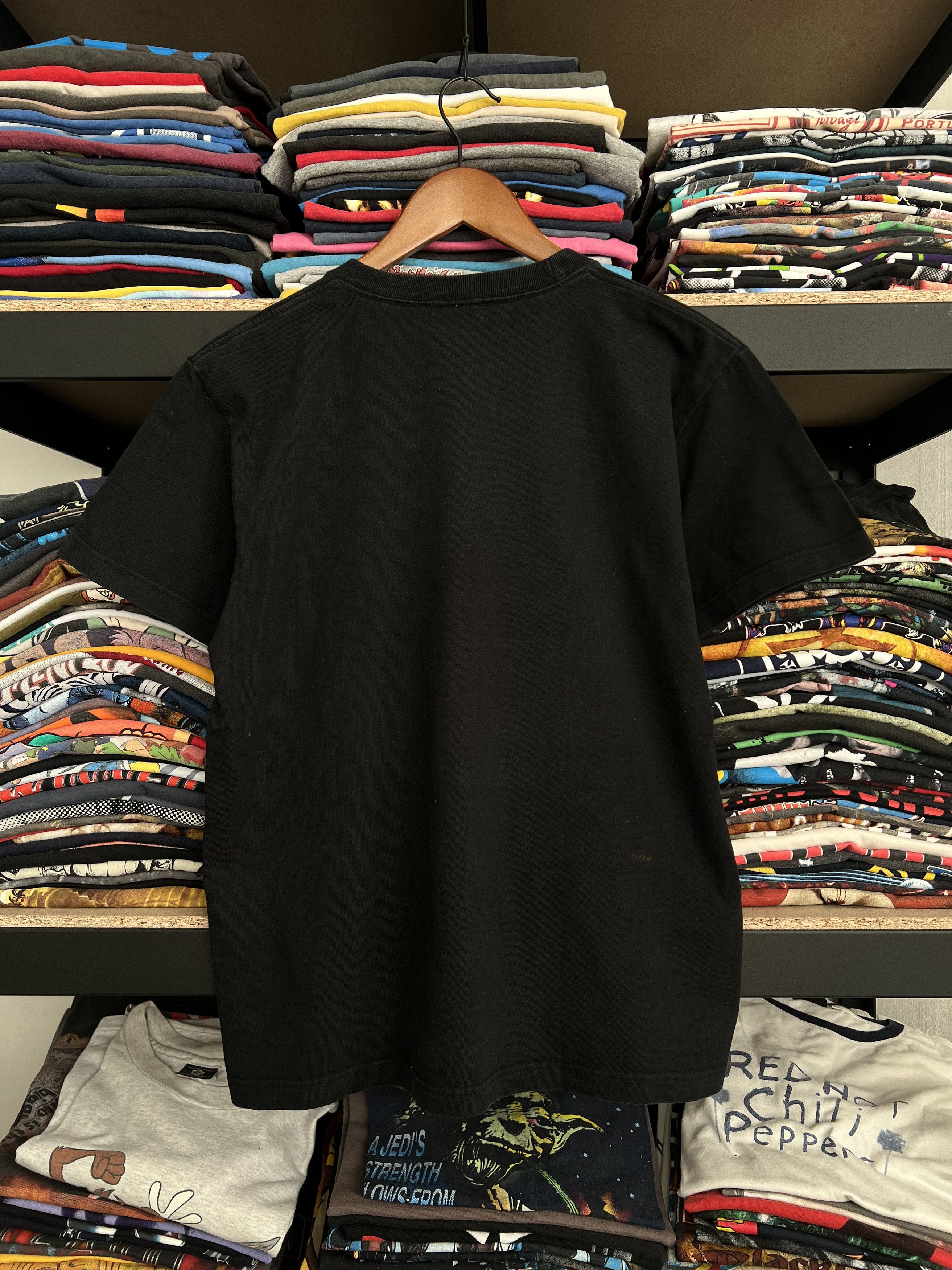 Anime Vintage 2000s Saske Uchiha Naruto Cospa Anime Black Tee Size US M / EU 48-50 / 2 - 2 Thumbnail