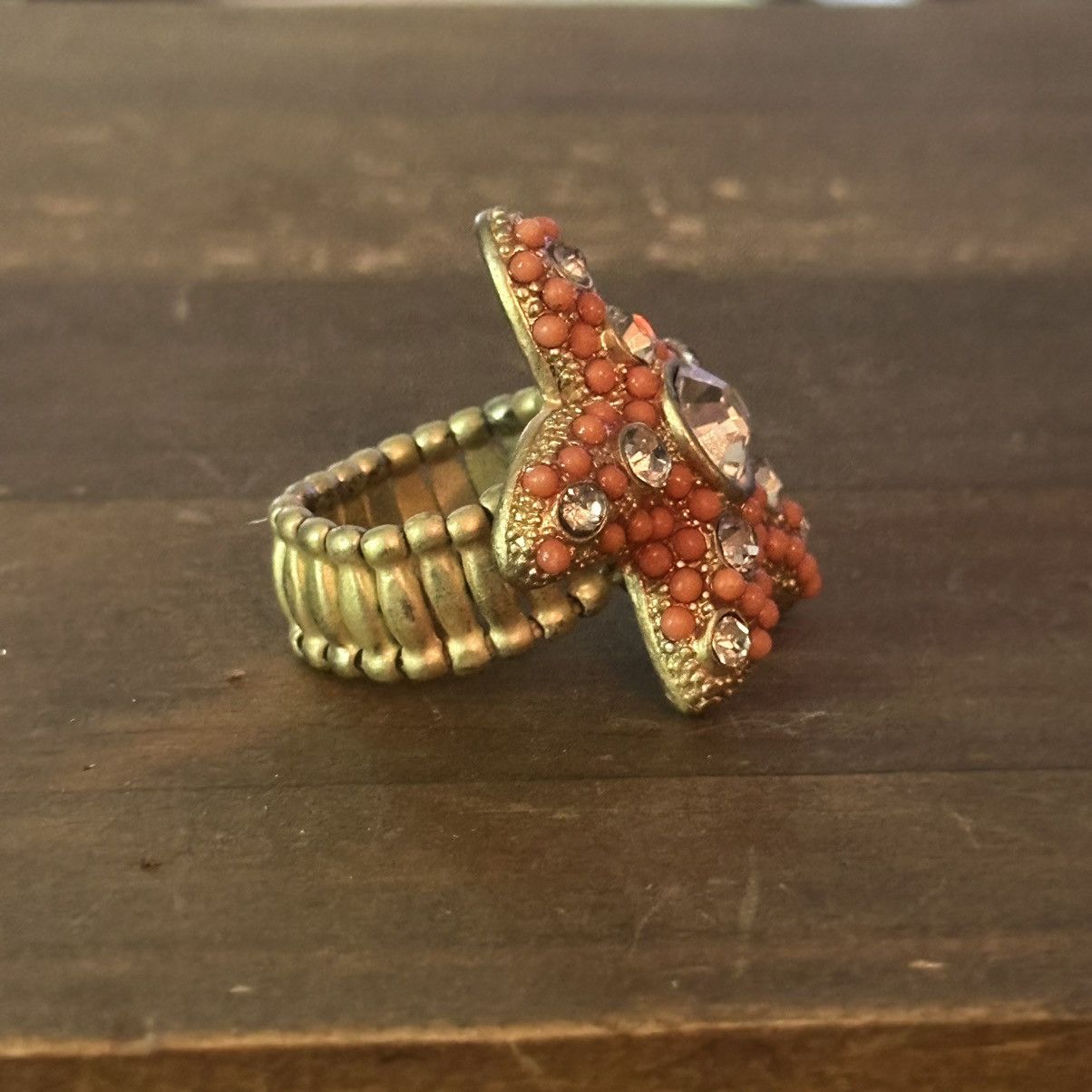 Other Coral and rhinestone starfish stretch ring Size ONE SIZE - 7 Thumbnail