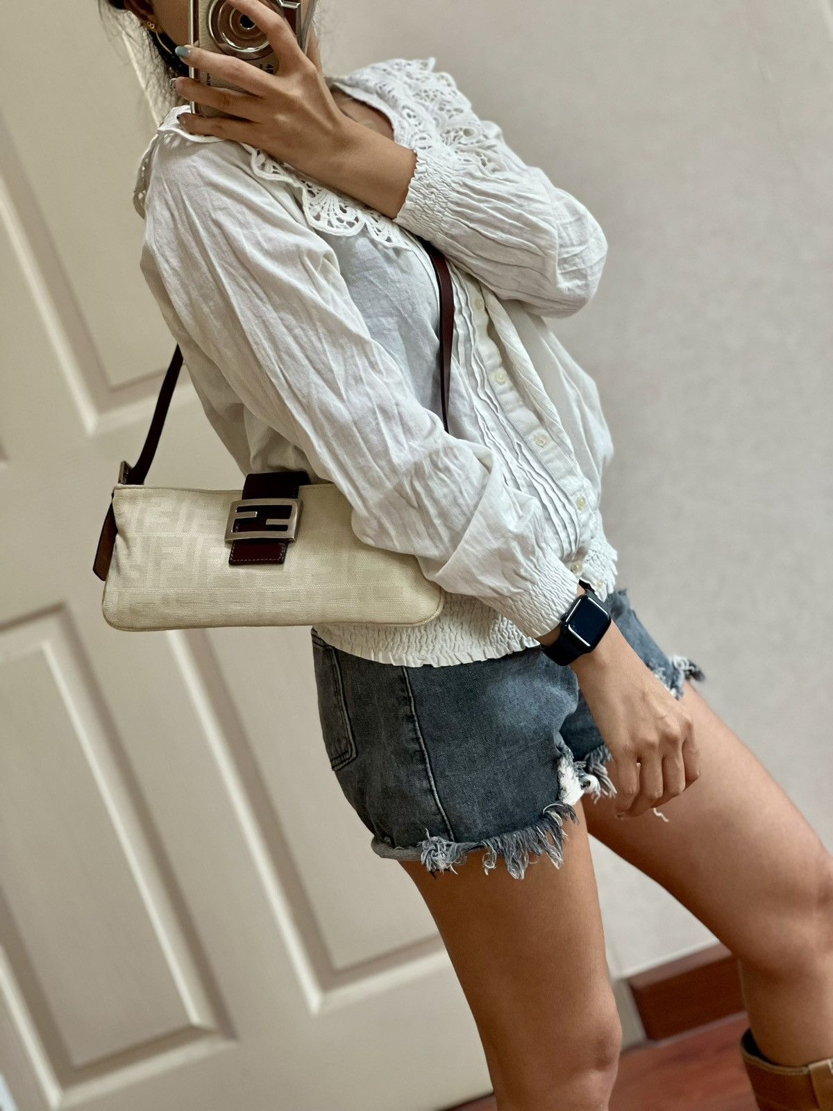 Fendi Fendi Mamma Baguette Ivory Zucca Canvas Size ONE SIZE - 24 Thumbnail