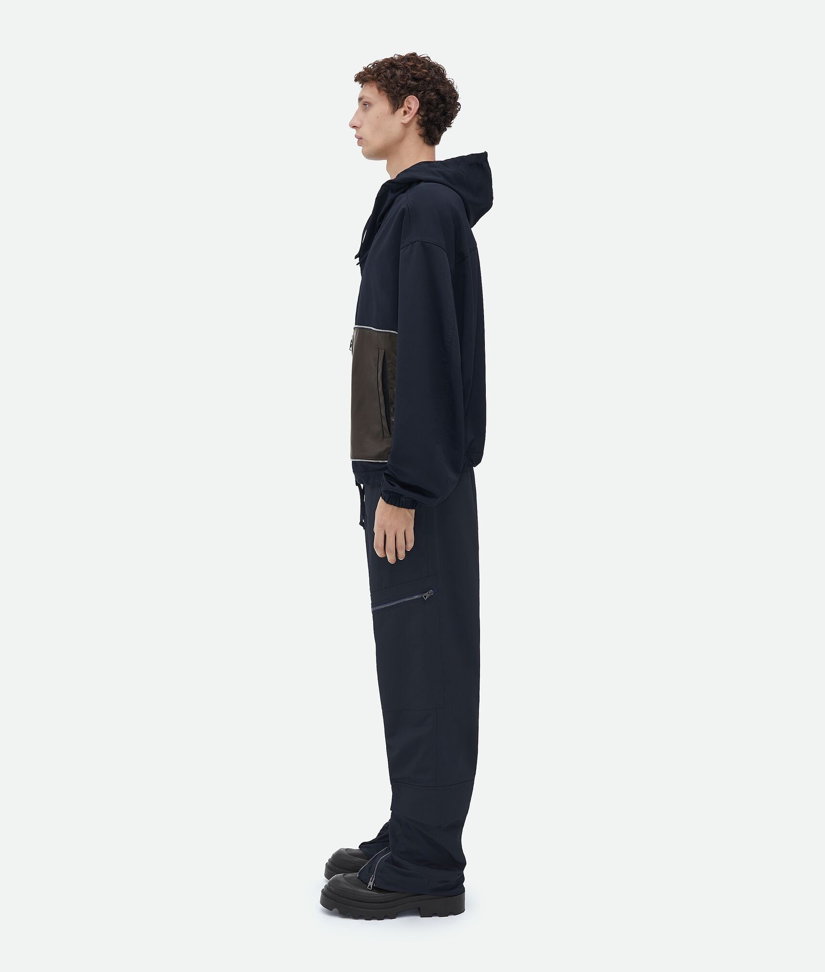 Bottega Veneta o1n1vont1224 Packable Nylon Jacket in Midnight Blue/Brown Size US XS / EU 42 / 0 - 2 Thumbnail