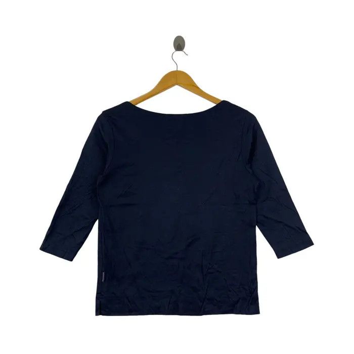 Aquascutum Vintage AQUASCUTUM LONDON Minimalist Design Tee Shirt Size S / US 4 / IT 40 - 3 Thumbnail