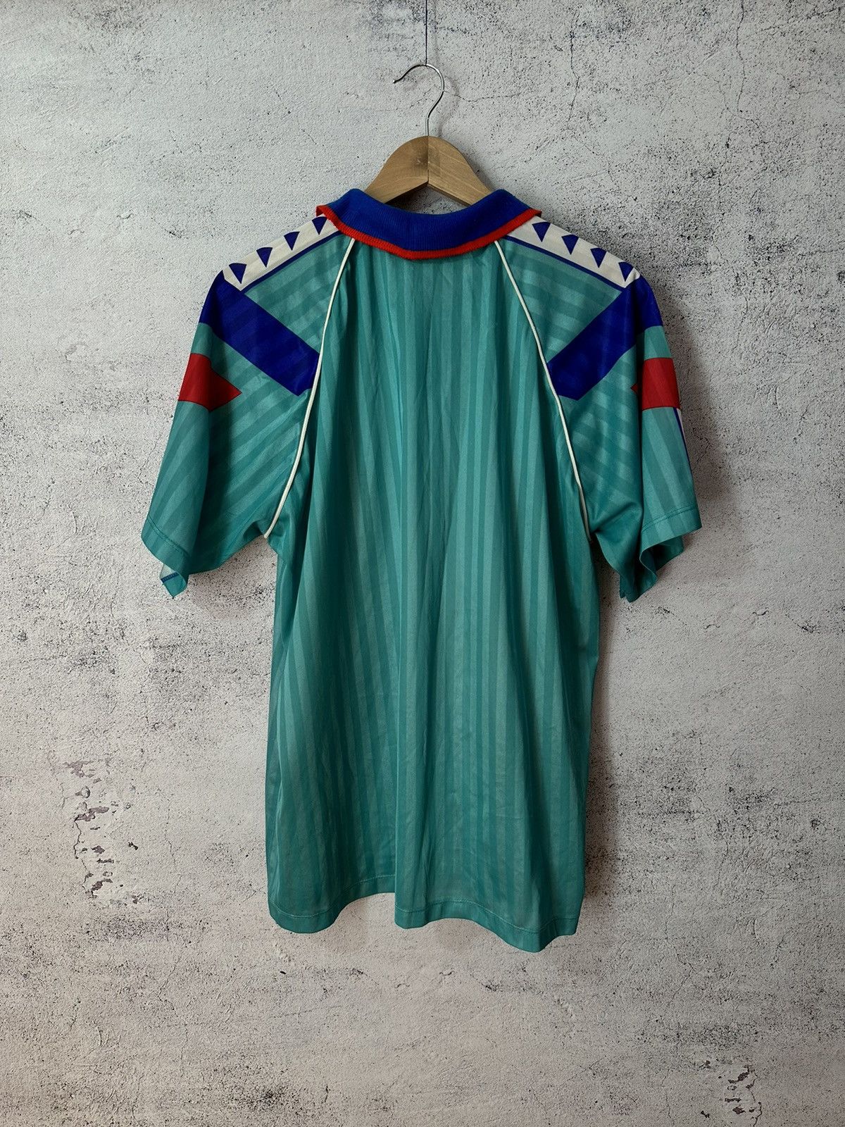 Other Barca Fan Jersey Size US XL / EU 56 / 4 - 11 Thumbnail