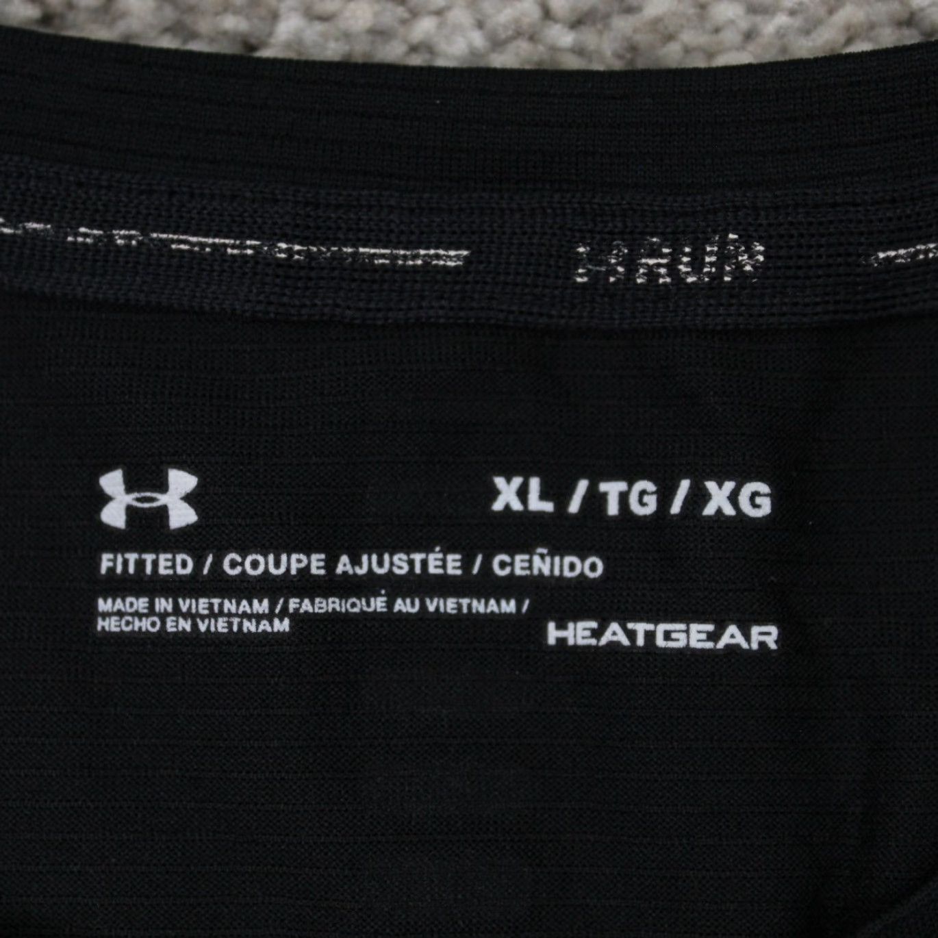 Under Armour Under Armour Run Shirt Mens XL Black UA Fitted HeatGear Short Sleeve Pullover Size US XL / EU 56 / 4 - 6 Thumbnail