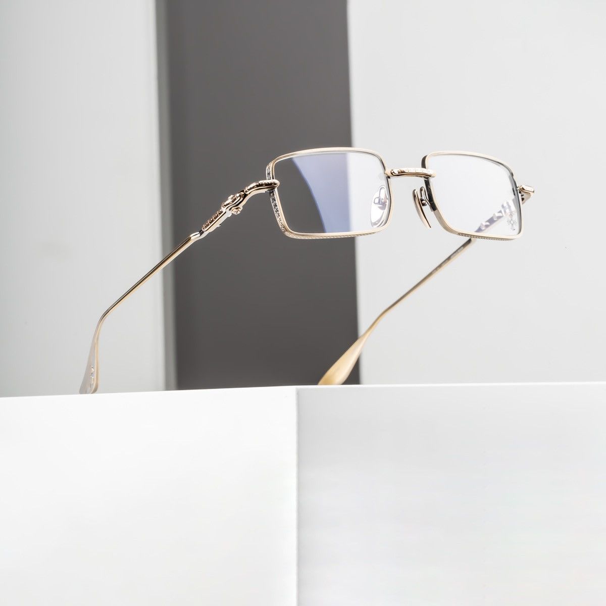 Chrome Hearts CHROME HEARTS BUCKLE RIDER ANTIQUE GOLD GLASSES Size ONE SIZE - 1 Thumbnail