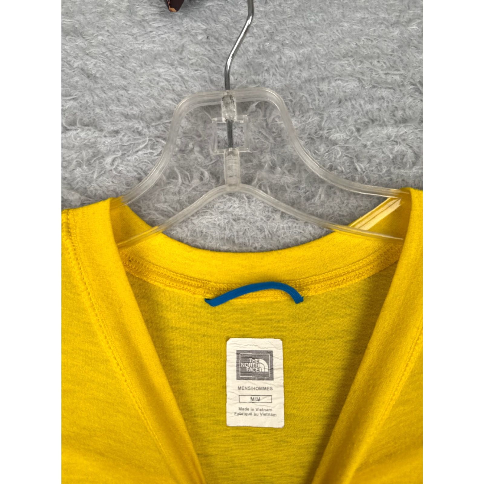 The North Face The North Face Shirt Men Medium Yellow Crew Neck Vaporwick Polyester Blend READ Size US M / EU 48-50 / 2 - 7 Thumbnail