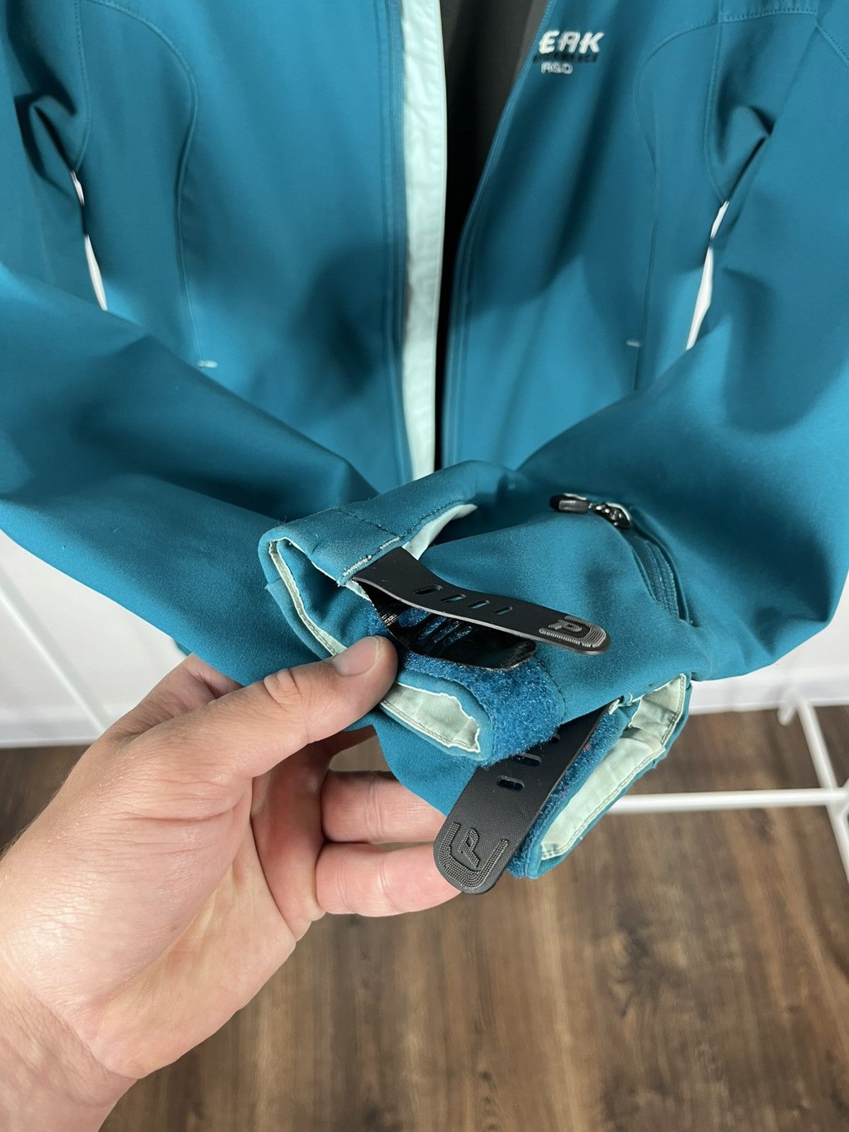 Peak Performance Peak Performance R&D Women’s Softshell Jacket Teal Blue S Size S / US 4 / IT 40 - 7 Thumbnail