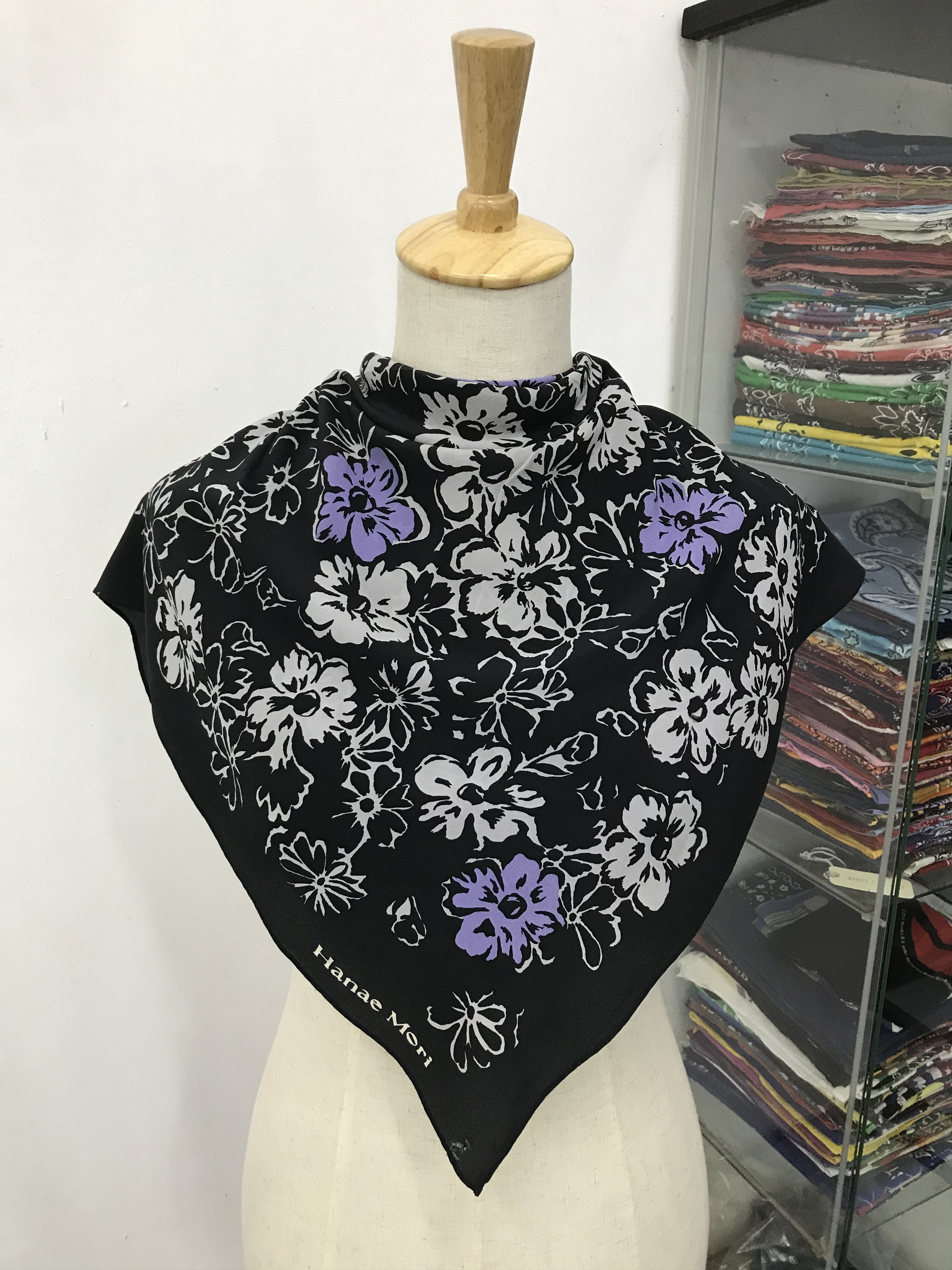Hanae Mori Vintage Hanae Mori Silk Scarf Size ONE SIZE - 1 Thumbnail