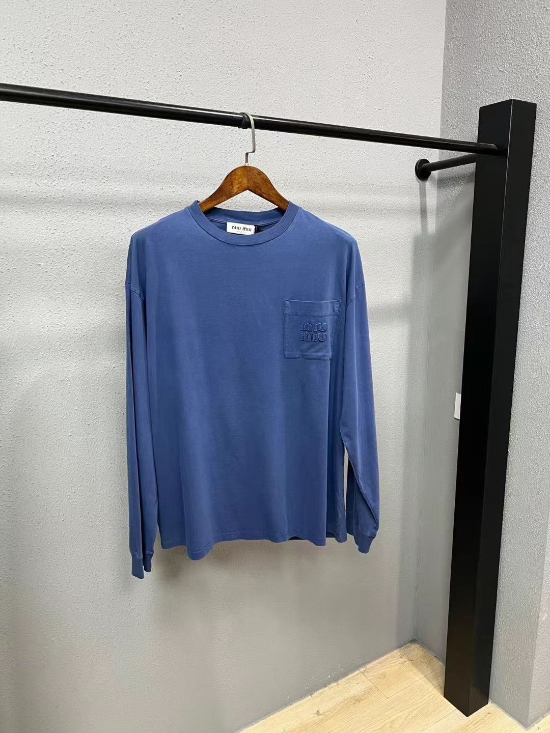 Miu Miu Miumiu Distressed Washed Long Sleeve Size L / US 10 / IT 46 - 1 Thumbnail