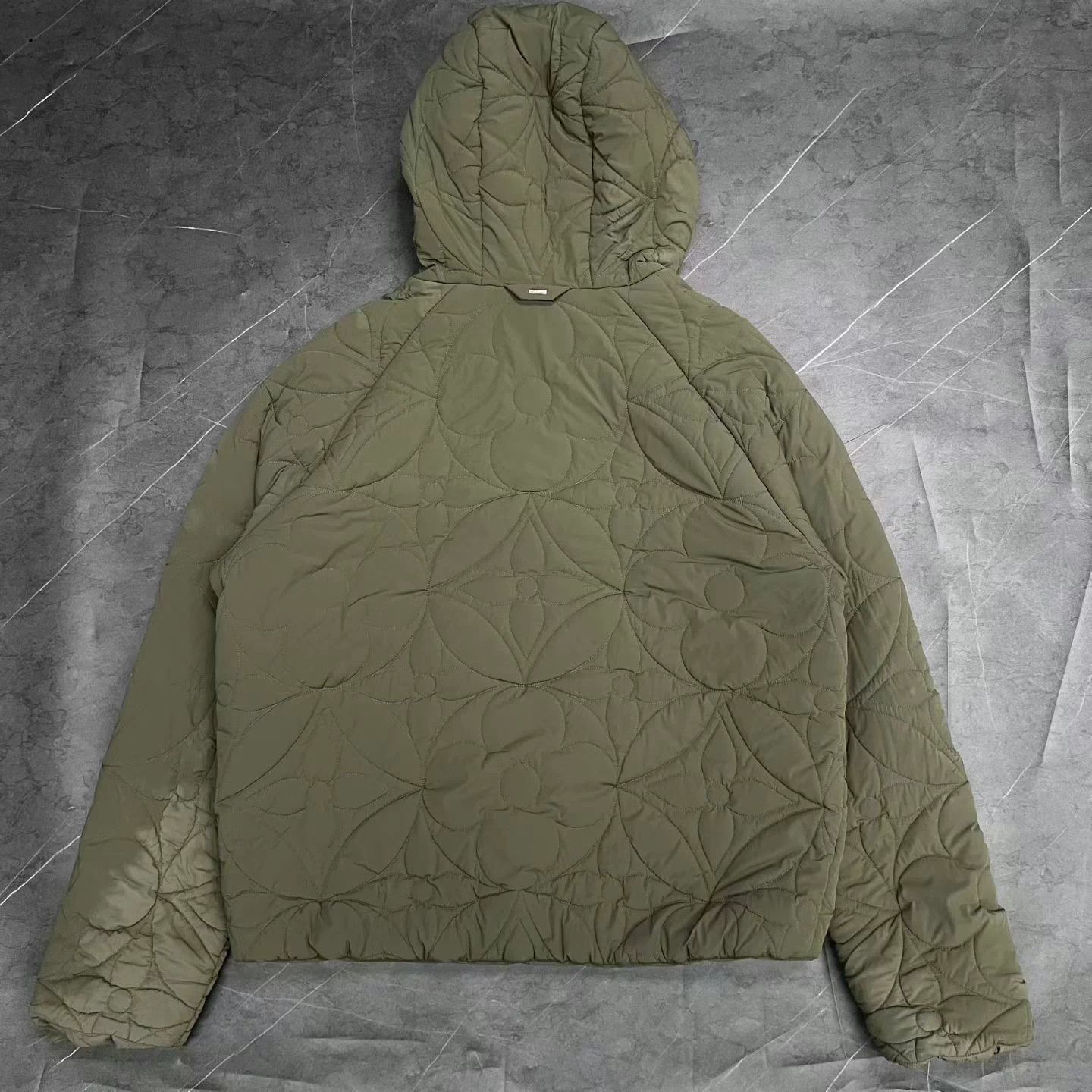 Louis Vuitton Louis Vuitton (LV) military green hooded floral print Size US L / EU 52-54 / 3 - 2 Thumbnail