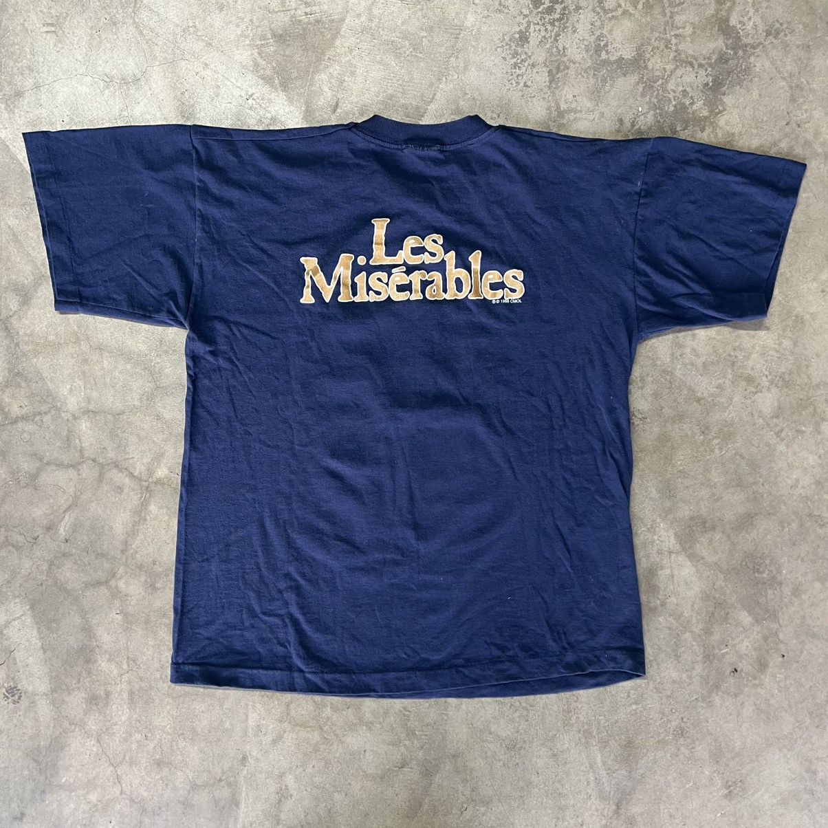 Hypebeast × Vintage Vintage 1986 Les Misérables Single-Stitched Graphic T-Shirt Size US L / EU 52-54 / 3 - 5 Thumbnail