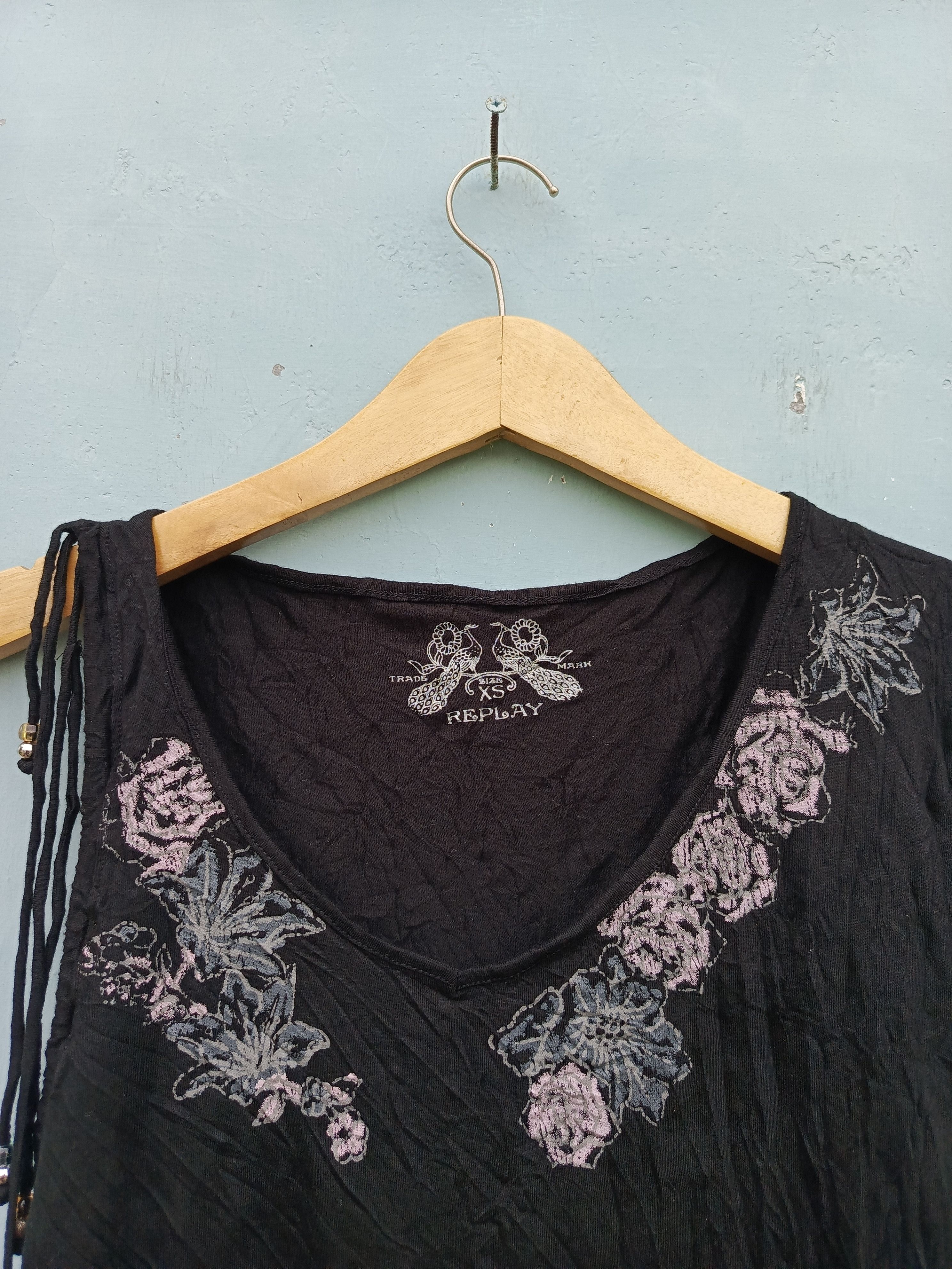 Japanese Brand Replay ros print sleeveless t-shirts Size XS / US 0-2 / IT 36-38 - 5 Thumbnail