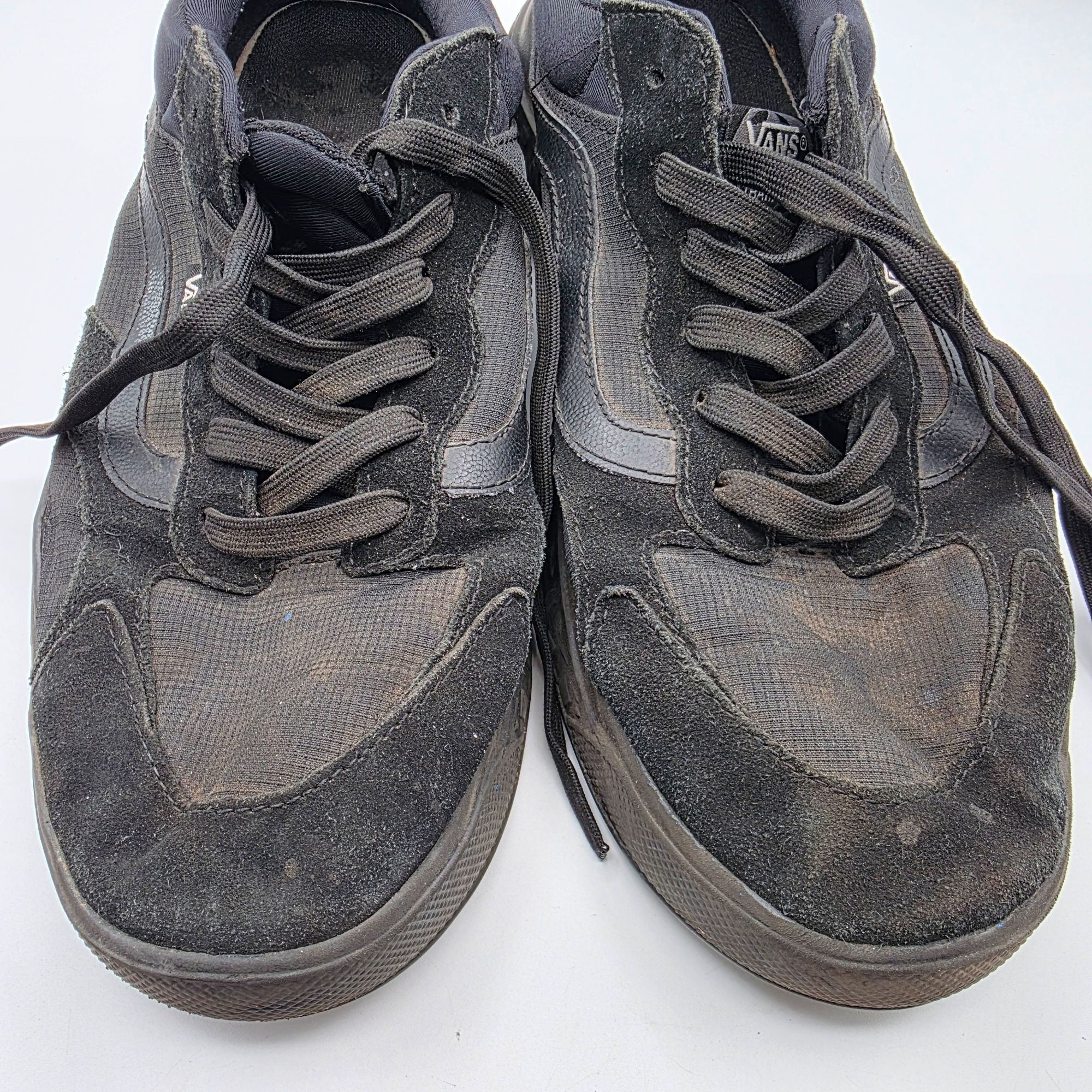 Vans Vans UltraRange Neo VR 3 Mens Size 12 Black Low Top Sneakers Size US 12 / EU 45 - 10 Thumbnail