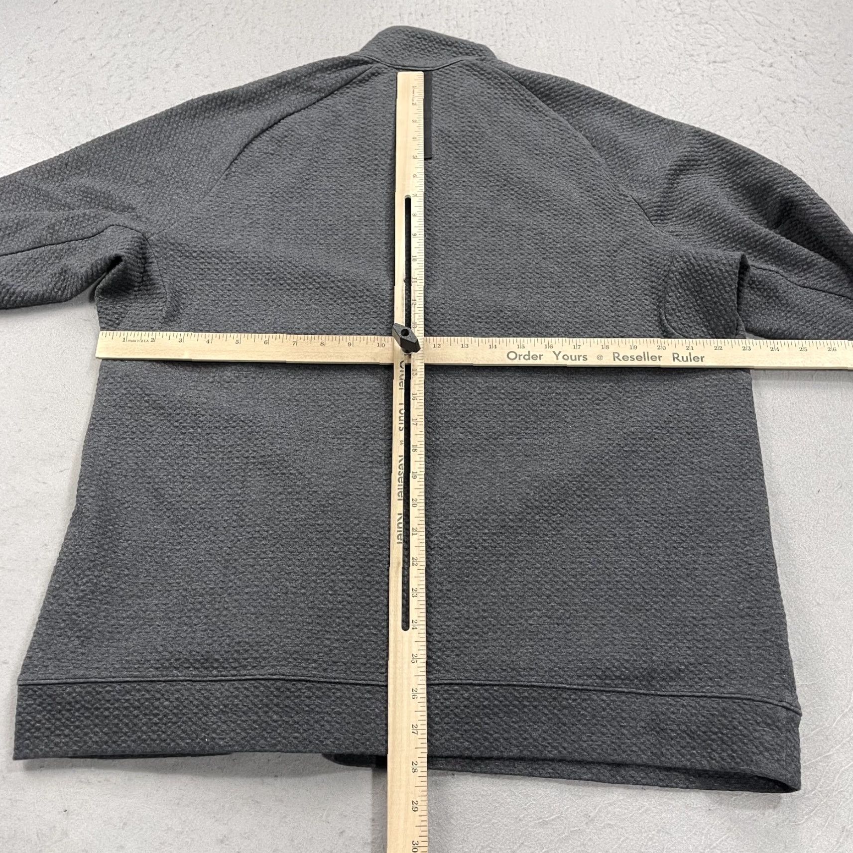 Lululemon Lululemon Jacket Mens XL Gray Black At Ease Double Textured 1/4 Zip Gym Size US XL / EU 56 / 4 - 6 Thumbnail