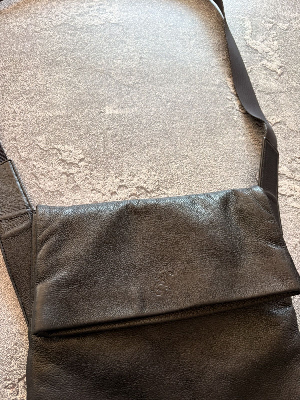 agnes b. Agnes b. Leather Crossbody Avant Garde Bag Made in Japan Size ONE SIZE - 2 Thumbnail