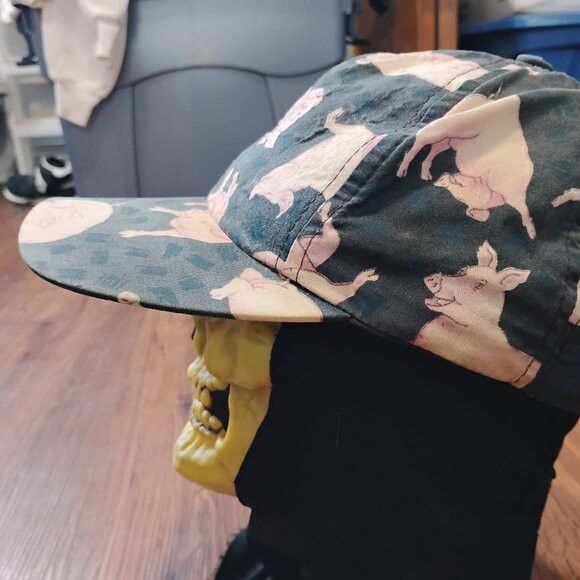 Other Vintage Marlin Tease Pigs Hogs AOP Snap Hat Cap Size ONE SIZE - 3 Thumbnail