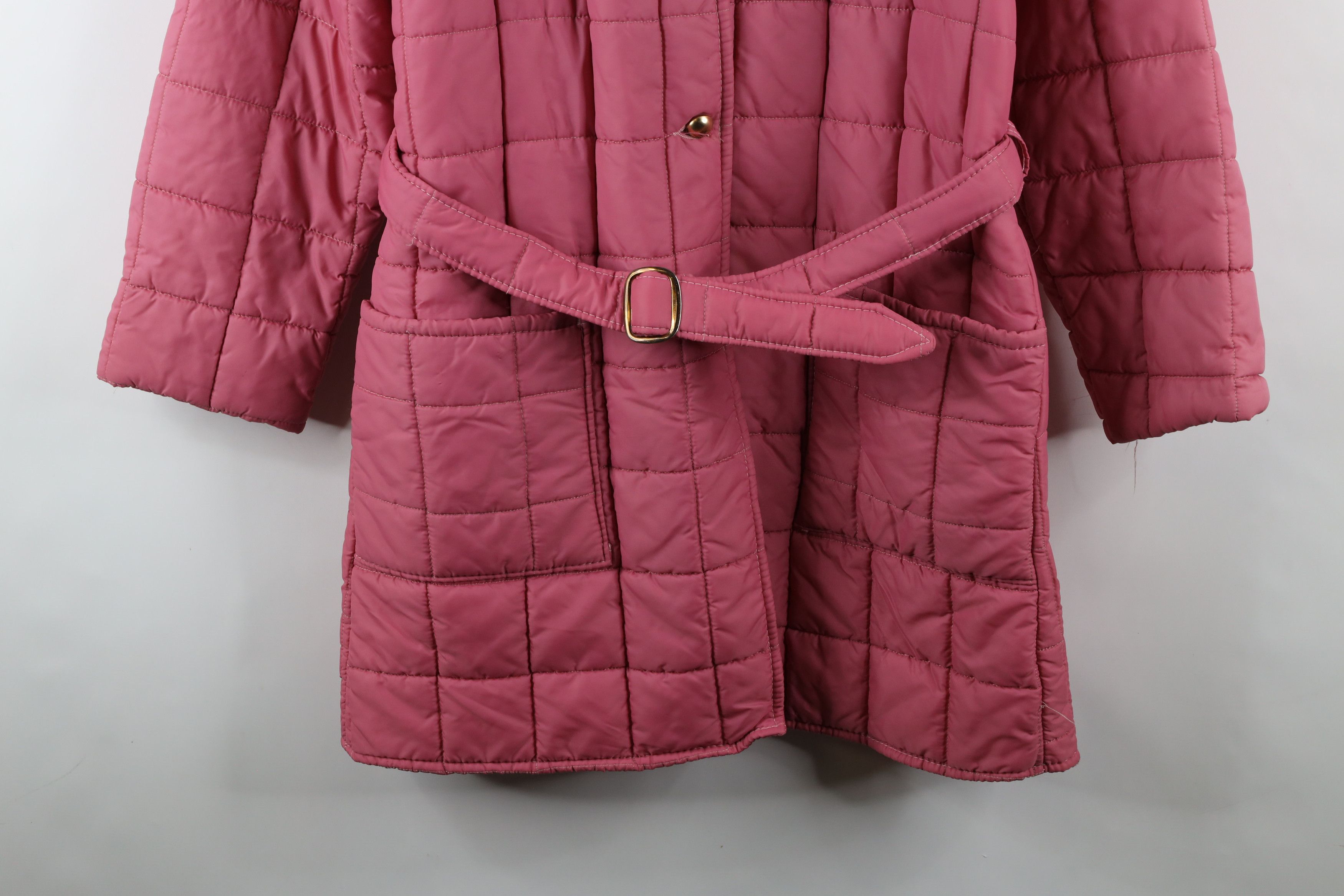 Vintage Vintage 70s Streetwear Quilted Belted Puffer Jacket Pink USA Size L / US 10 / IT 46 - 4 Thumbnail