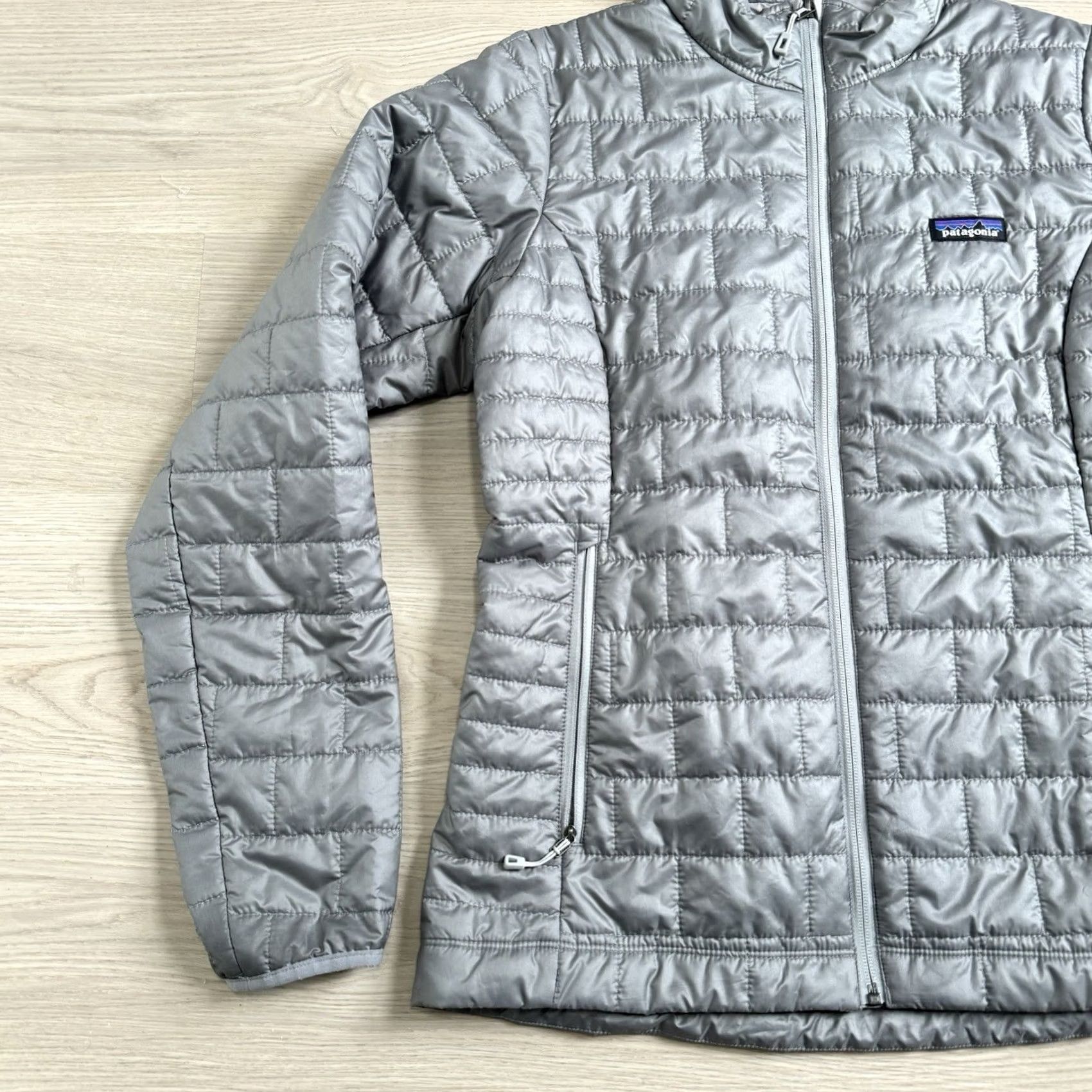Patagonia Patagonia Nano Puff Jacket Womens M Gray Primaloft Mrs Fletcher HBO Cast Crew Size M / US 6-8 / IT 42-44 - 2 Thumbnail