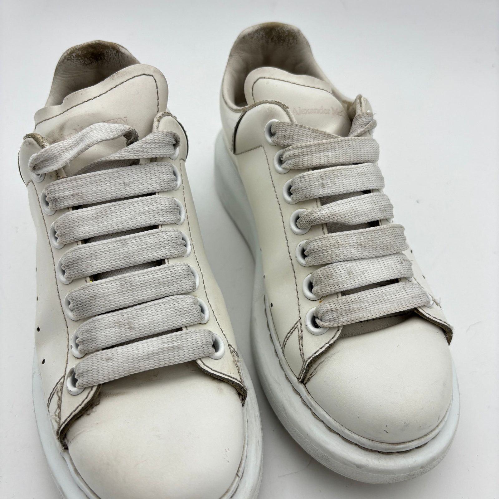 Alexander McQueen Alexander McQueen Oversized Chunky Sneakers Womens 36 US 6 Size US 6 / IT 36 - 12 Thumbnail