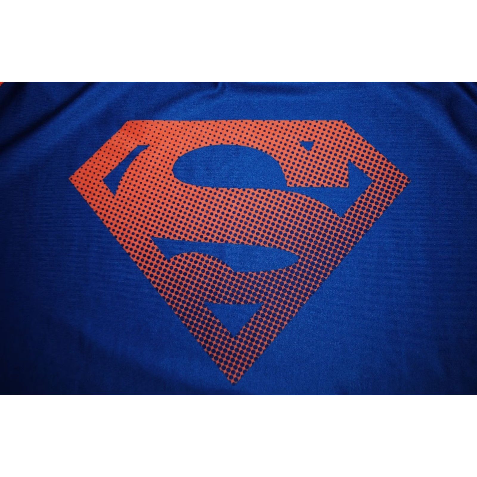 Under Armour UNDER ARMOUR Shirt Women XL Blue Superman Jersey Heat Gear Fitted Running Size XL / US 12-14 / IT 48-50 - 3 Thumbnail