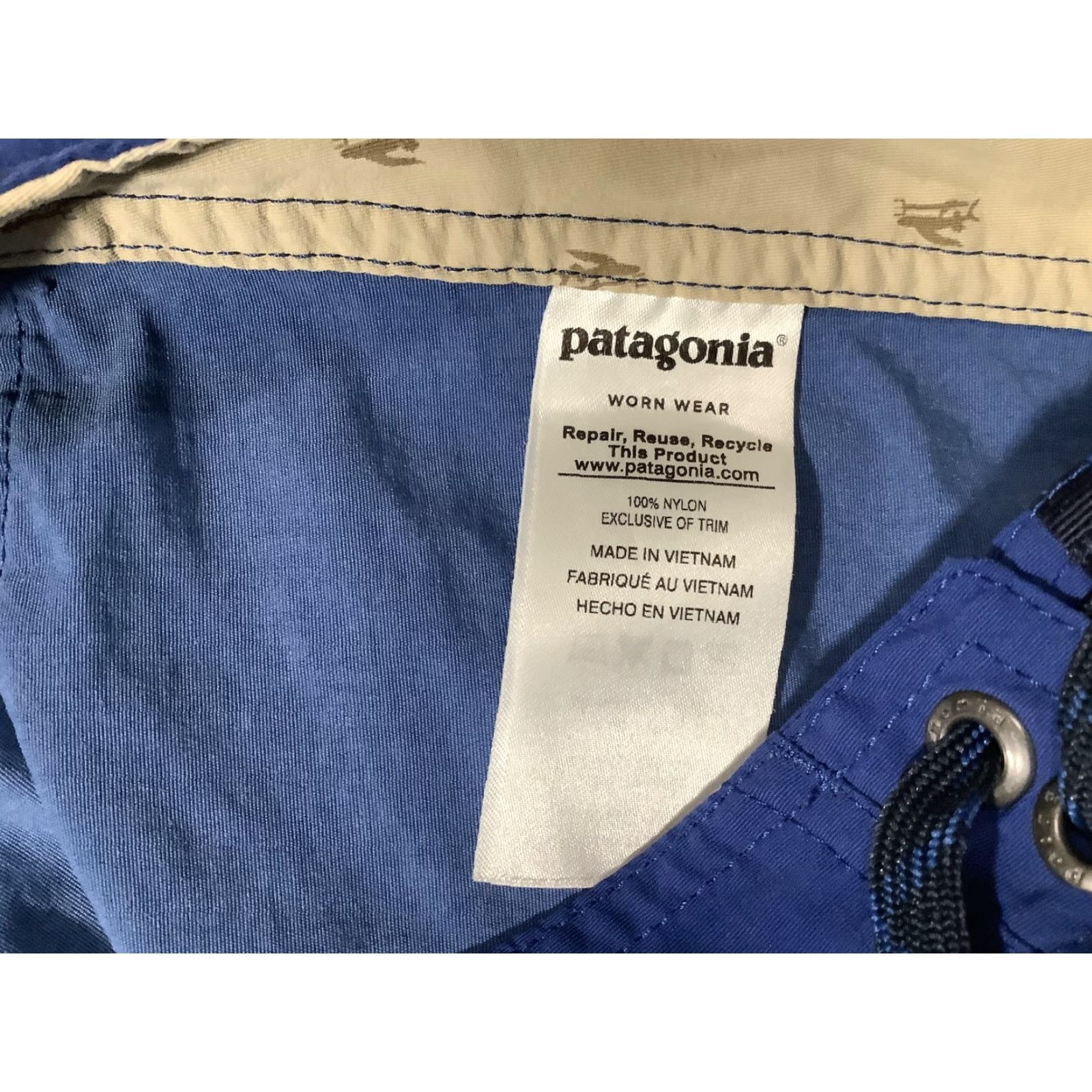 Patagonia Patagonia Board Shorts Mens 36 Blue Gray Stripe Geometric Swim Trunks Nylon Surf Bottom Mens Size US 36 / EU 52 - 5 Thumbnail
