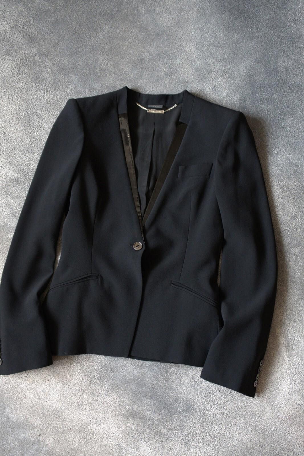 Alexander McQueen A/W 2007 Alexander McQueen “Witches” Patent Collar Blazer Size S / US 4 / IT 40 - 1 Thumbnail