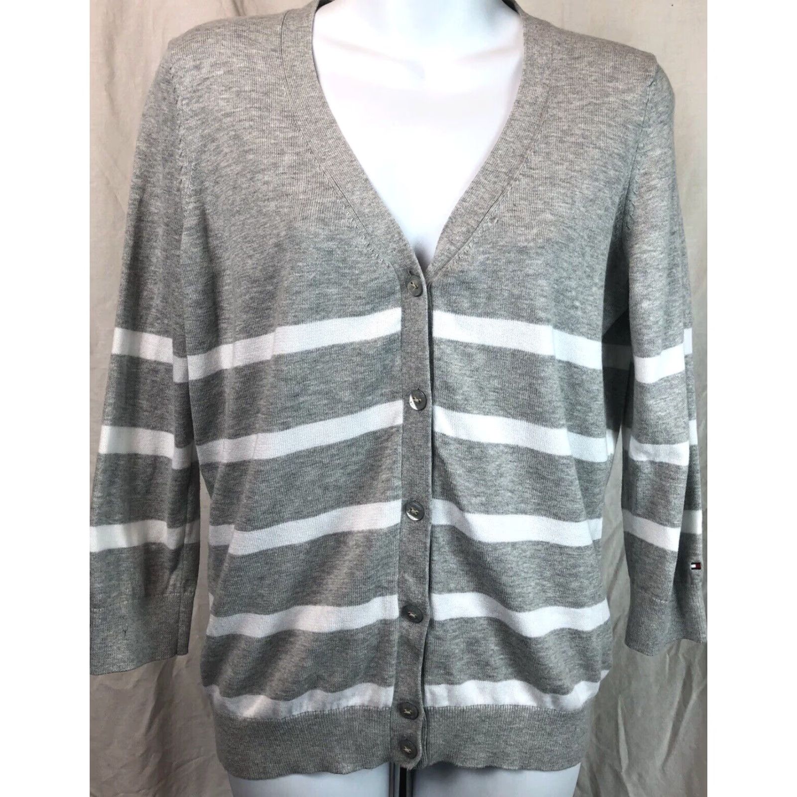 Tommy Hilfiger VINTAGE Tommy Hilfiger Cardigan Knit 3/4 Sleeve Gray M Y2K Preppy Wool? Cotton? Wait. Size M / US 6-8 / IT 42-44 - 2 Thumbnail